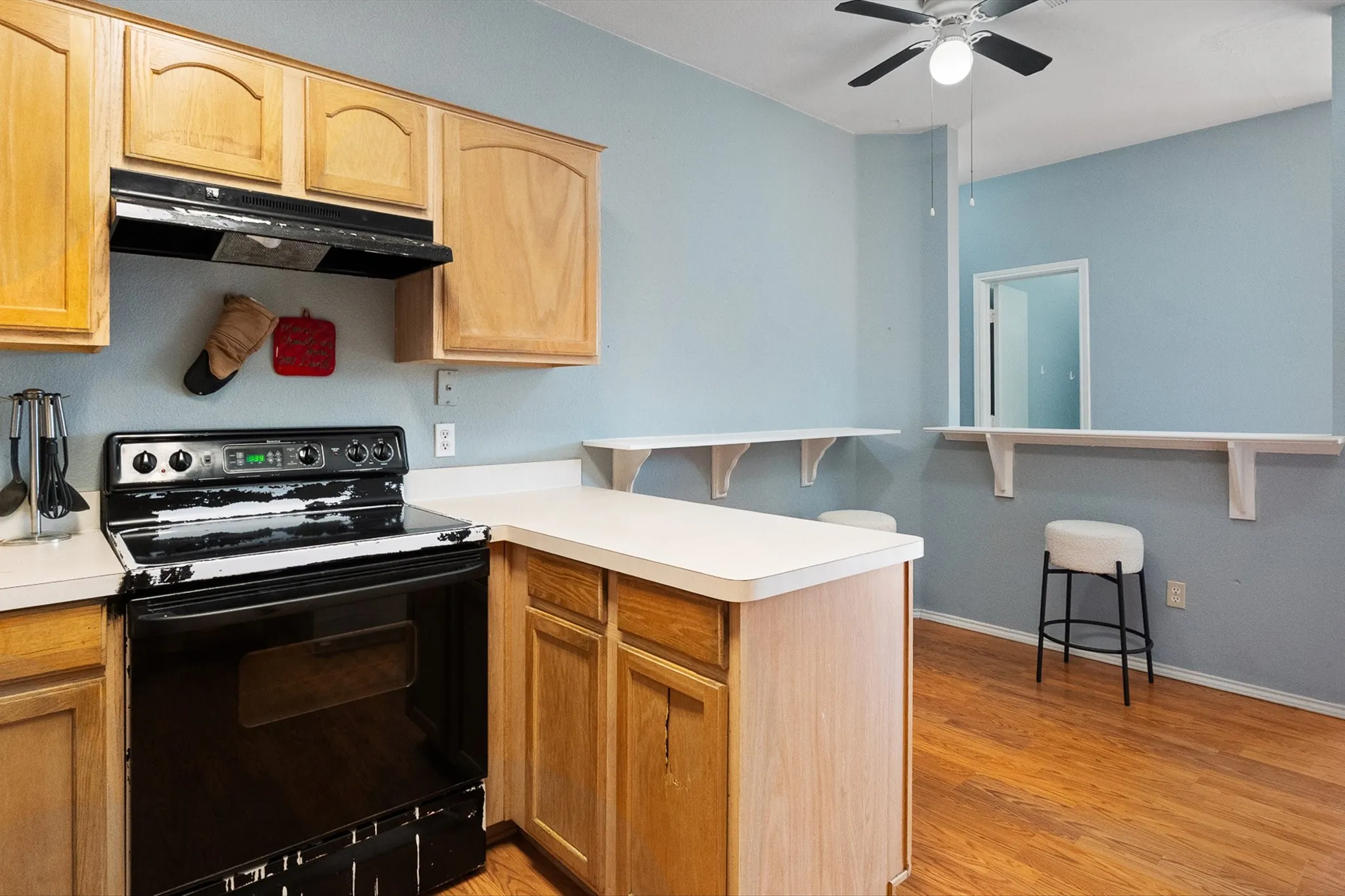 Single Family Residence For Sale in Tarrant County , 1025 Buffalo Springs Drive, Fort Worth, Texas 76140, 3 Bedroom, 2 Bathroom, 2 Garage spaces, 1,615 Sqft, built in 2003, mls#21371910, Real Estate Agent in Fort Worth, Homes For Sale in Tarrant county, Homes For Sale in Fort Worth, Realtor in Fort Worth Texas, Real Estate Brokerage Independent Realty Texas, Luminita Cordes Realtor