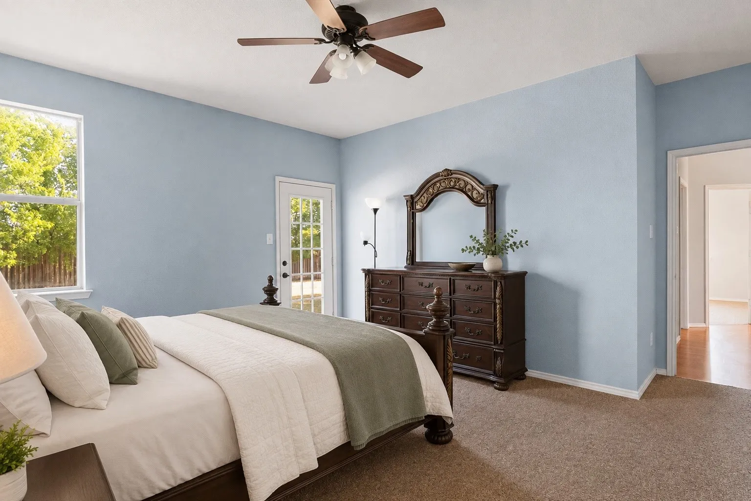 Single Family Residence For Sale in Tarrant County , 1025 Buffalo Springs Drive, Fort Worth, Texas 76140, 3 Bedroom, 2 Bathroom, 2 Garage spaces, 1,615 Sqft, built in 2003, mls#21371910, Real Estate Agent in Fort Worth, Homes For Sale in Tarrant county, Homes For Sale in Fort Worth, Realtor in Fort Worth Texas, Real Estate Brokerage Independent Realty Texas, Luminita Cordes Realtor