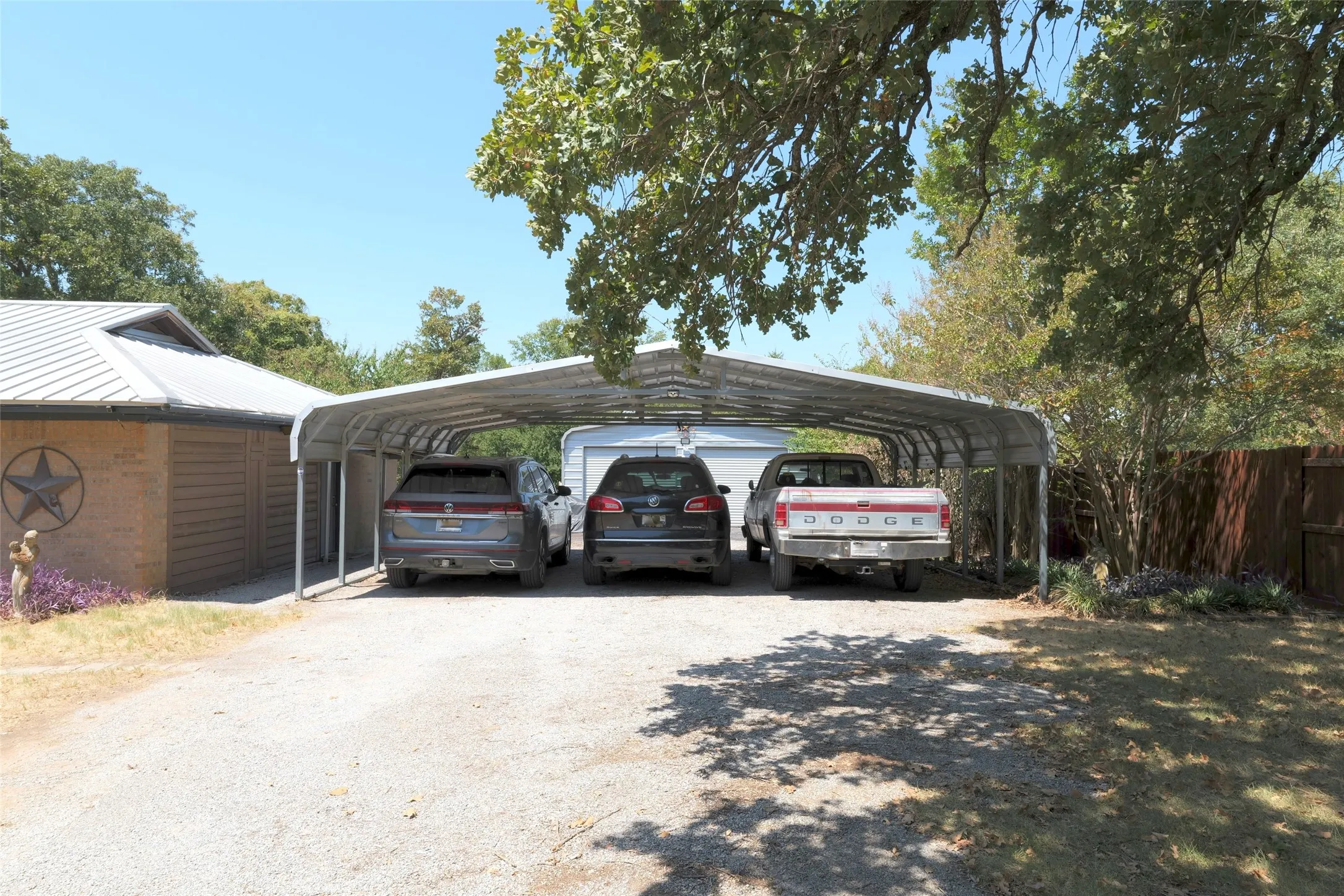 Single Family Residence For Sale in Johnson County , 3741 County Road 423, Cleburne, Texas 76031, 3 Bedroom, 2 Bathroom, 2 Garage spaces, 1,971 Sqft, built in 0, mls#21372018, Real Estate Agent in Cleburne, Homes For Sale in Johnson county, Homes For Sale in Cleburne, Realtor in Cleburne Texas, Real Estate Brokerage Independent Realty Texas, Luminita Cordes Realtor