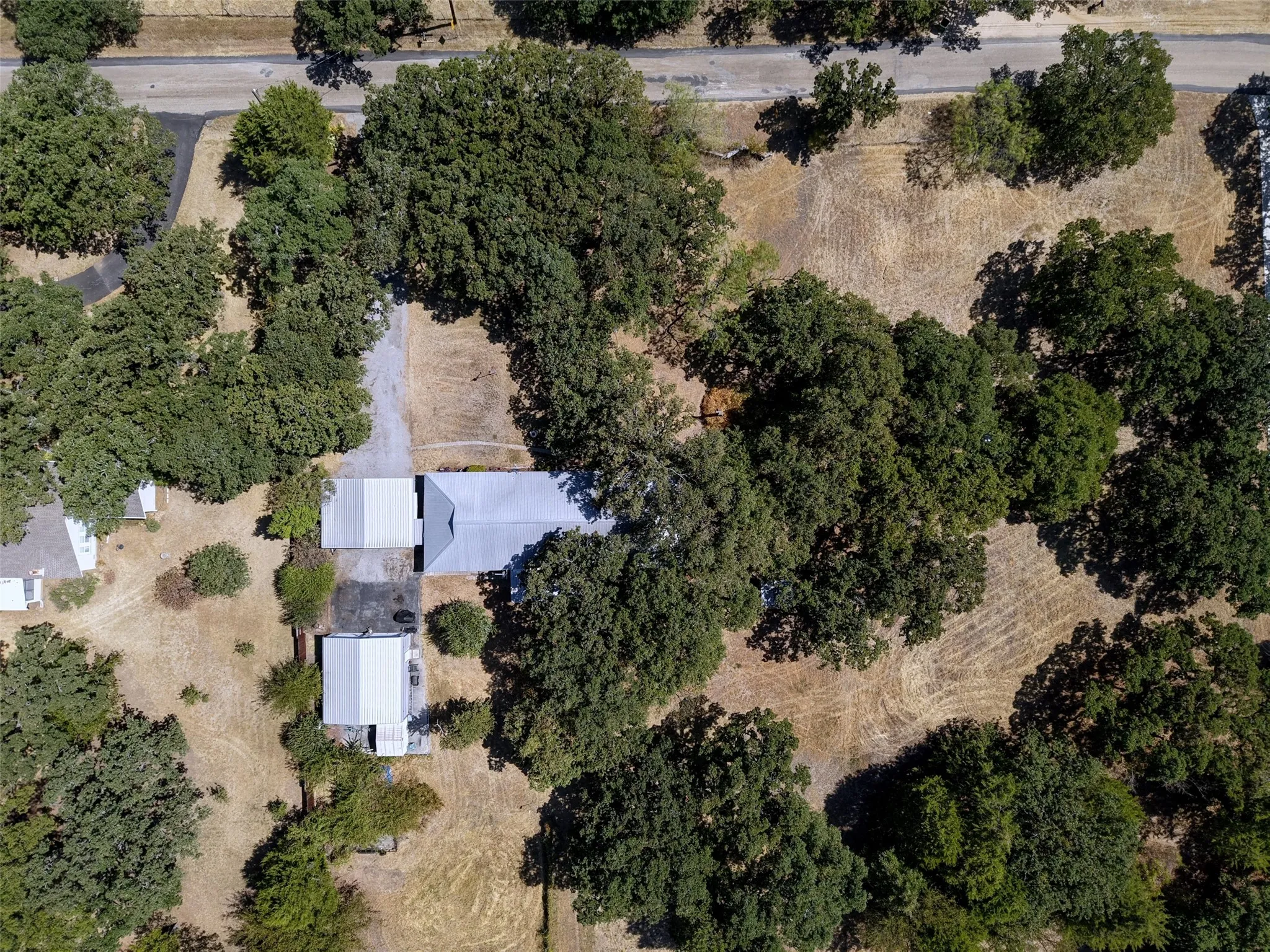 Single Family Residence For Sale in Johnson County , 3741 County Road 423, Cleburne, Texas 76031, 3 Bedroom, 2 Bathroom, 2 Garage spaces, 1,971 Sqft, built in 0, mls#21372018, Real Estate Agent in Cleburne, Homes For Sale in Johnson county, Homes For Sale in Cleburne, Realtor in Cleburne Texas, Real Estate Brokerage Independent Realty Texas, Luminita Cordes Realtor