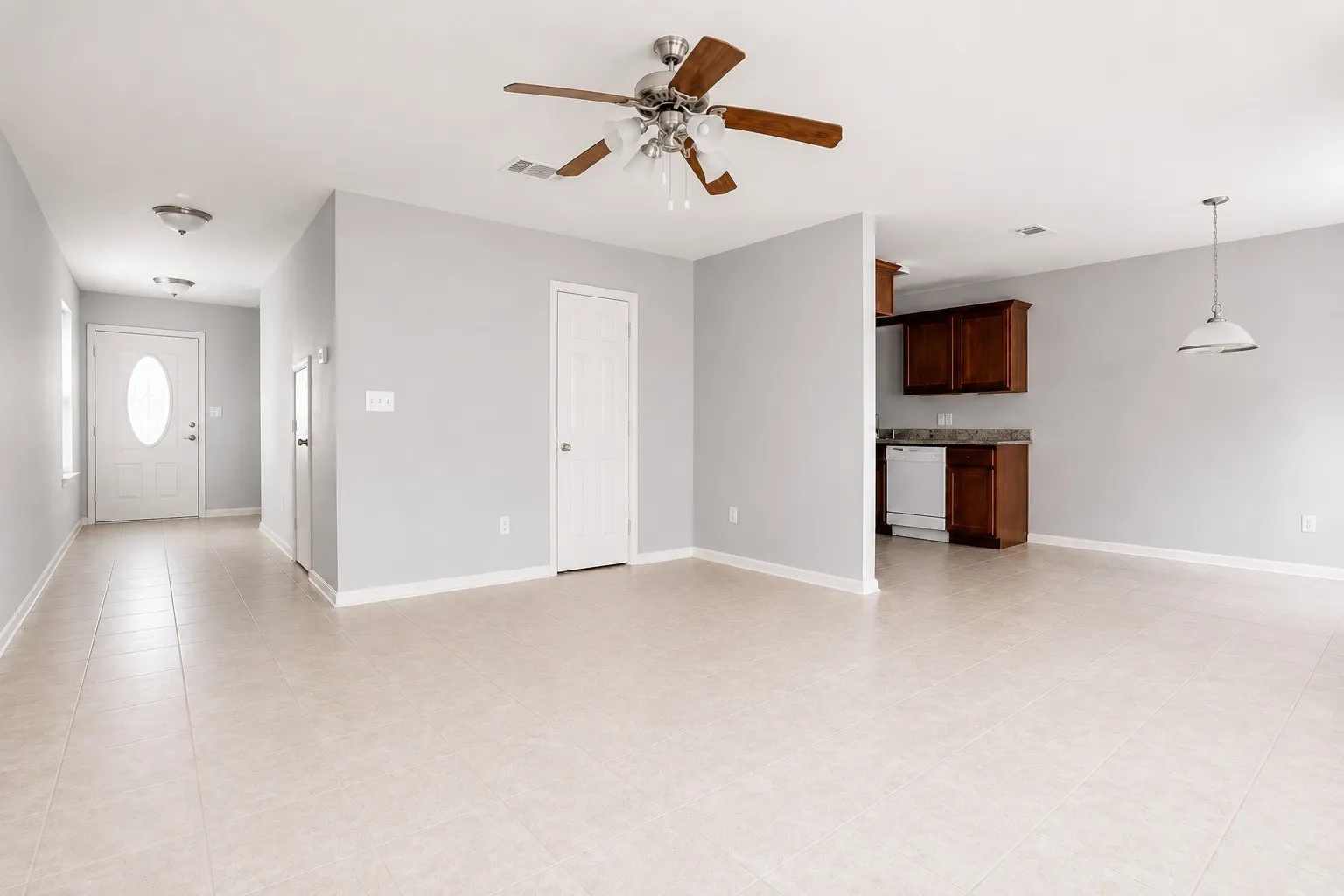 Duplex For Rent in Collin County , 1109 Parkway Trail, Princeton, Texas 75407, 3 Bedroom, 3 Bathroom, 1 Garage spaces, 1,388 Sqft, built in 2009, mls#21372188, Real Estate Agent in Princeton, Homes For Rent in Collin county, Homes For Rent in Princeton, Realtor in Princeton Texas, Real Estate Brokerage Independent Realty Texas, Luminita Cordes Realtor