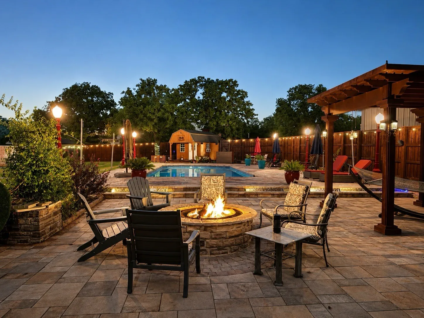 Single Family Residence For Sale in Denton County , 138 Green Oaks Drive, Bartonville, Texas 76226, 3 Bedroom, 3 Bathroom, 8 Garage spaces, 2,752 Sqft, built in 1982, mls#21369085, Real Estate Agent in Bartonville, Homes For Sale in Denton county, Homes For Sale in Bartonville, Realtor in Bartonville Texas, Real Estate Brokerage Independent Realty Texas, Luminita Cordes Realtor