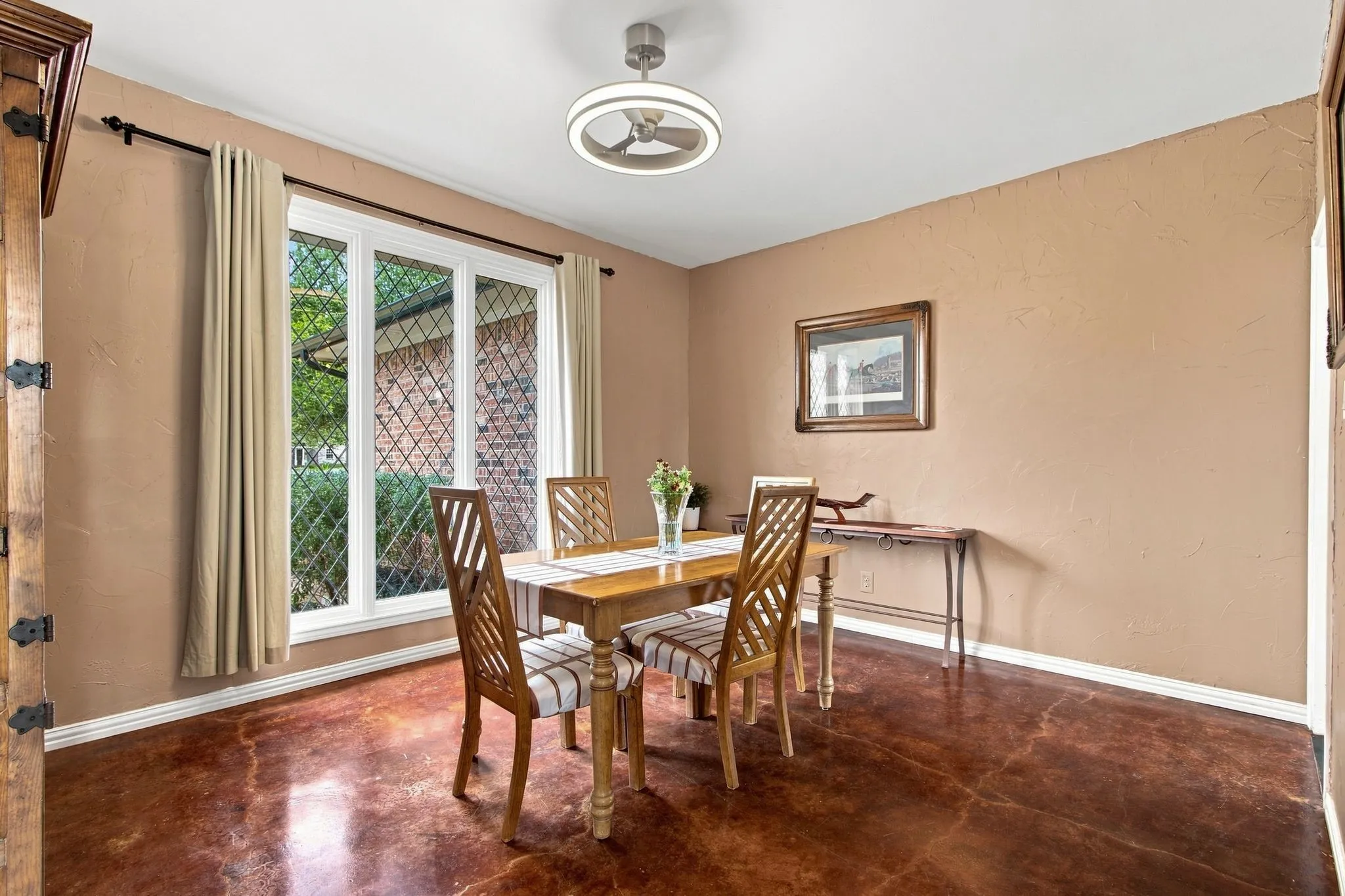 Formal dining; also suitable for a home gym or office.