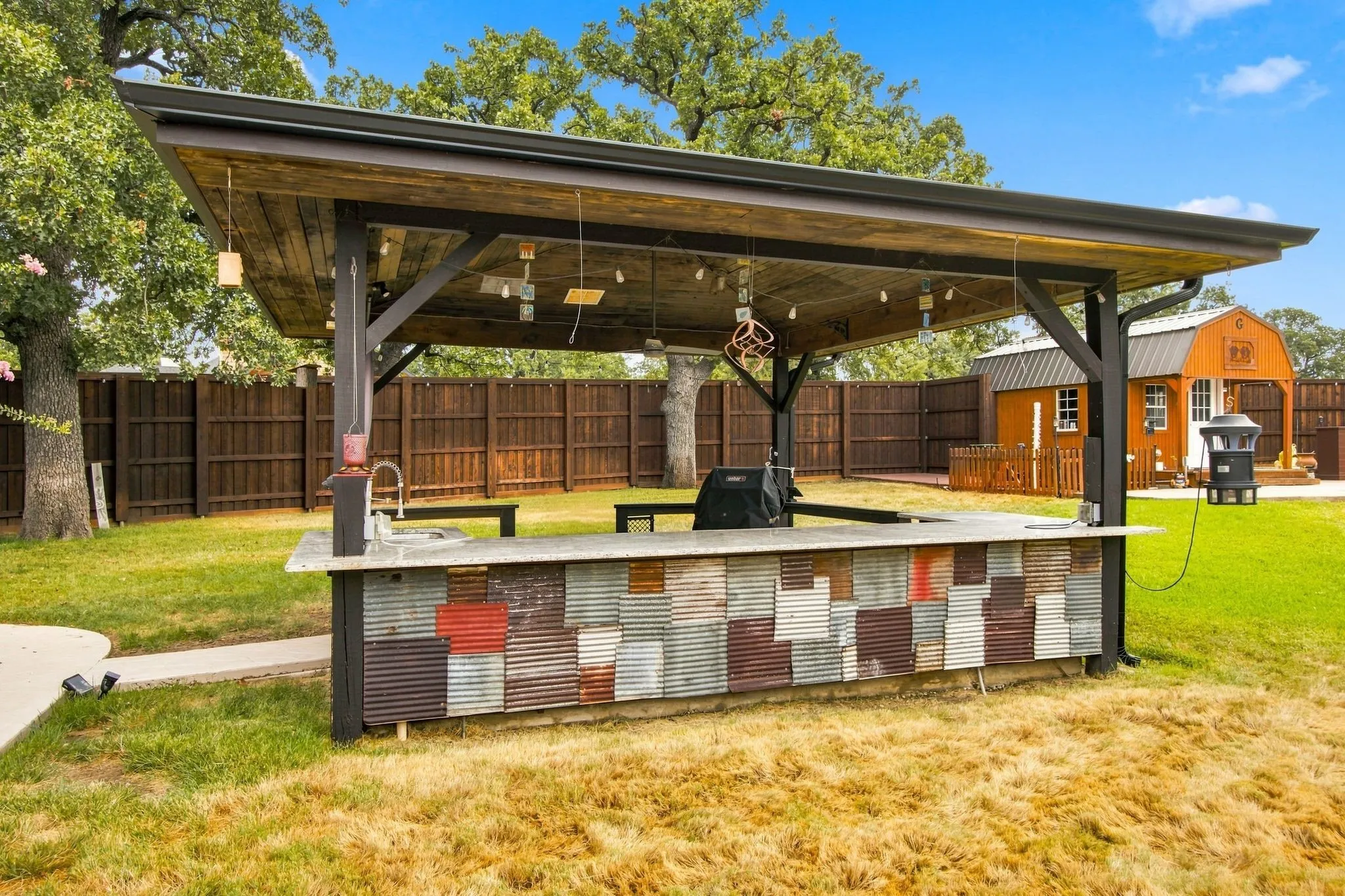 Outdoor kitchen