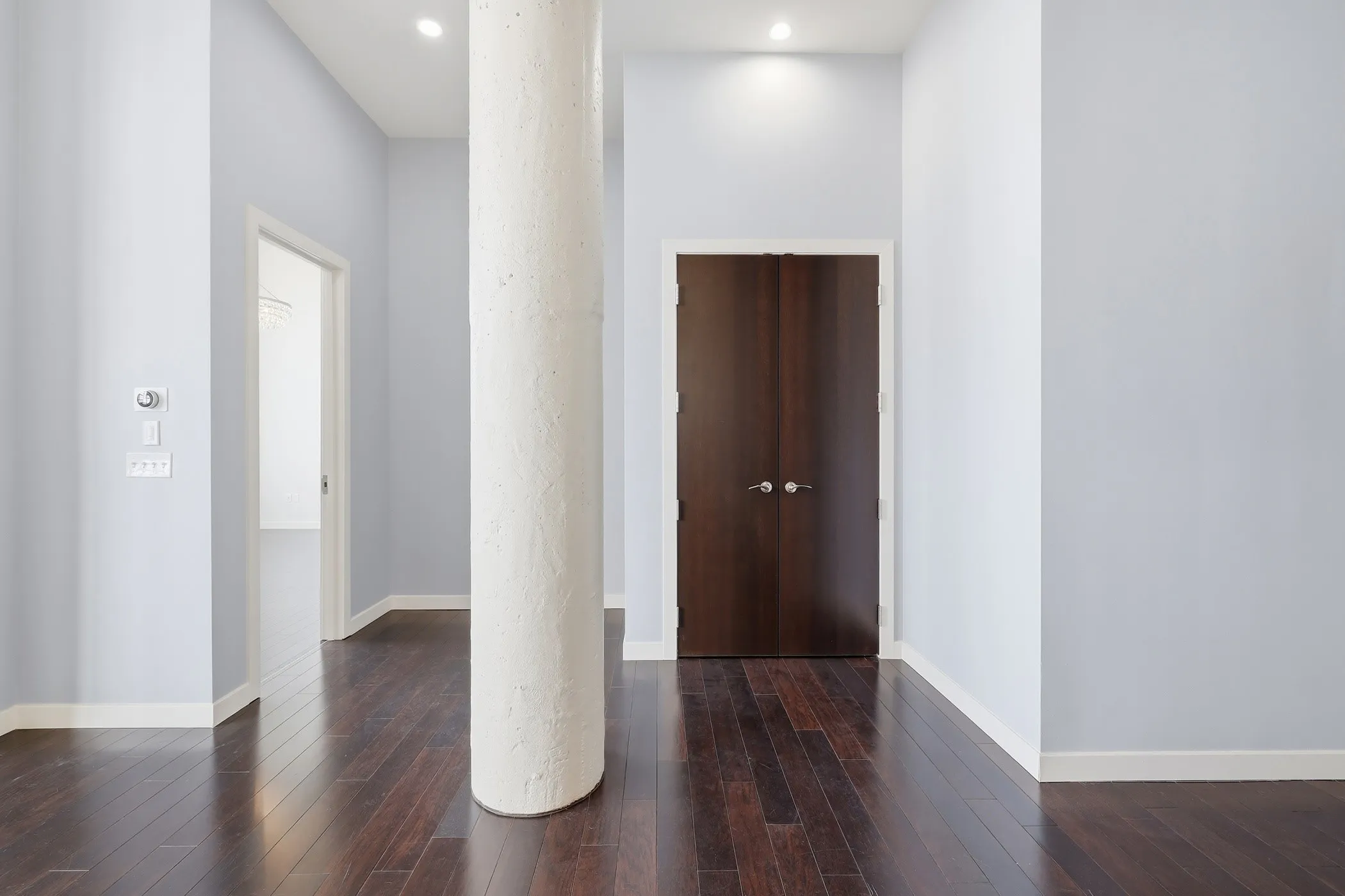 Condominium For Rent in Tarrant County , 2600 W 7th Street 1827, Fort Worth, Texas 76107, 3 Bedroom, 3 Bathroom, 2 Garage spaces, 2,621 Sqft, built in 1928, mls#21372028, Real Estate Agent in Fort Worth, Homes For Rent in Tarrant county, Homes For Rent in Fort Worth, Realtor in Fort Worth Texas, Real Estate Brokerage Independent Realty Texas, Luminita Cordes Realtor