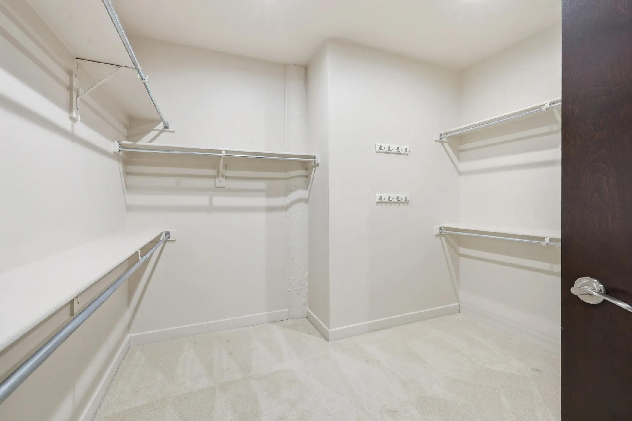 Condominium For Rent in Tarrant County , 2600 W 7th Street 1827, Fort Worth, Texas 76107, 3 Bedroom, 3 Bathroom, 2 Garage spaces, 2,621 Sqft, built in 1928, mls#21372028, Real Estate Agent in Fort Worth, Homes For Rent in Tarrant county, Homes For Rent in Fort Worth, Realtor in Fort Worth Texas, Real Estate Brokerage Independent Realty Texas, Luminita Cordes Realtor