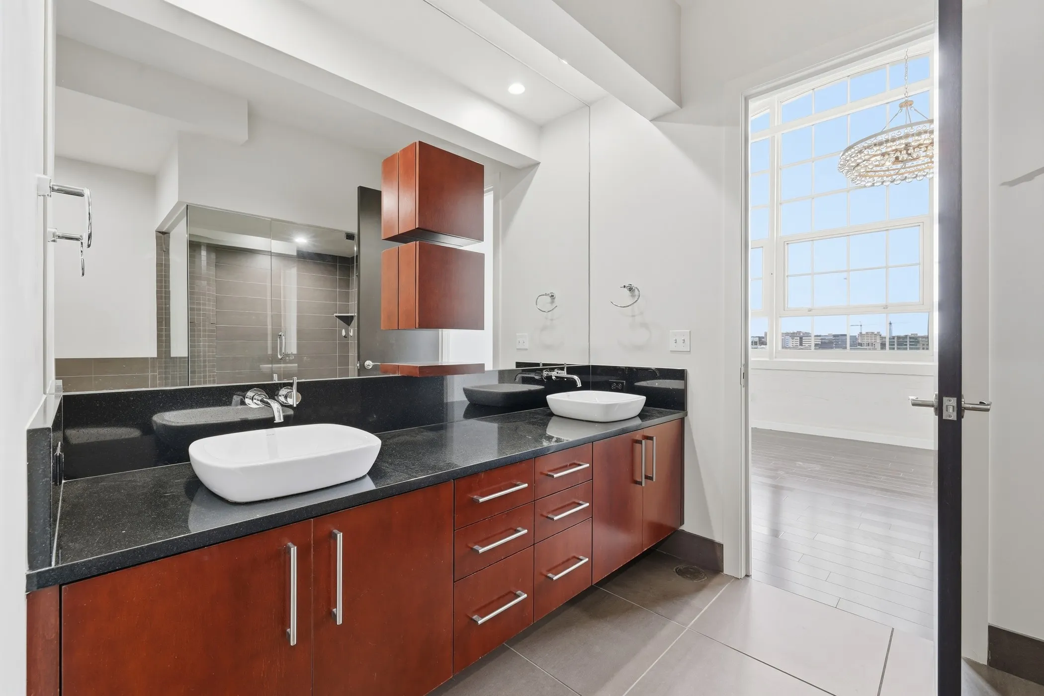 Condominium For Rent in Tarrant County , 2600 W 7th Street 1827, Fort Worth, Texas 76107, 3 Bedroom, 3 Bathroom, 2 Garage spaces, 2,621 Sqft, built in 1928, mls#21372028, Real Estate Agent in Fort Worth, Homes For Rent in Tarrant county, Homes For Rent in Fort Worth, Realtor in Fort Worth Texas, Real Estate Brokerage Independent Realty Texas, Luminita Cordes Realtor