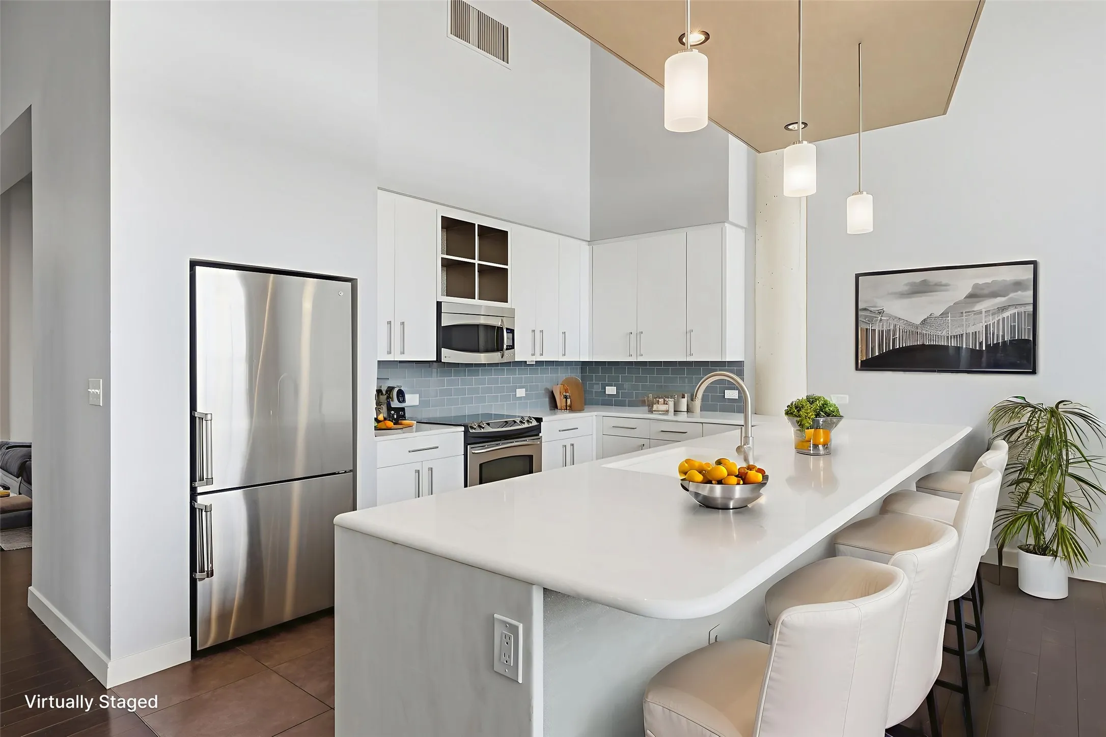 Condominium For Rent in Tarrant County , 2600 W 7th Street 1827, Fort Worth, Texas 76107, 3 Bedroom, 3 Bathroom, 2 Garage spaces, 2,621 Sqft, built in 1928, mls#21372028, Real Estate Agent in Fort Worth, Homes For Rent in Tarrant county, Homes For Rent in Fort Worth, Realtor in Fort Worth Texas, Real Estate Brokerage Independent Realty Texas, Luminita Cordes Realtor