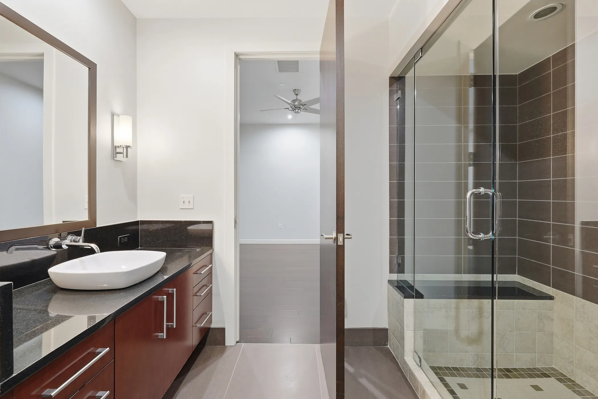 Condominium For Rent in Tarrant County , 2600 W 7th Street 1827, Fort Worth, Texas 76107, 3 Bedroom, 3 Bathroom, 2 Garage spaces, 2,621 Sqft, built in 1928, mls#21372028, Real Estate Agent in Fort Worth, Homes For Rent in Tarrant county, Homes For Rent in Fort Worth, Realtor in Fort Worth Texas, Real Estate Brokerage Independent Realty Texas, Luminita Cordes Realtor