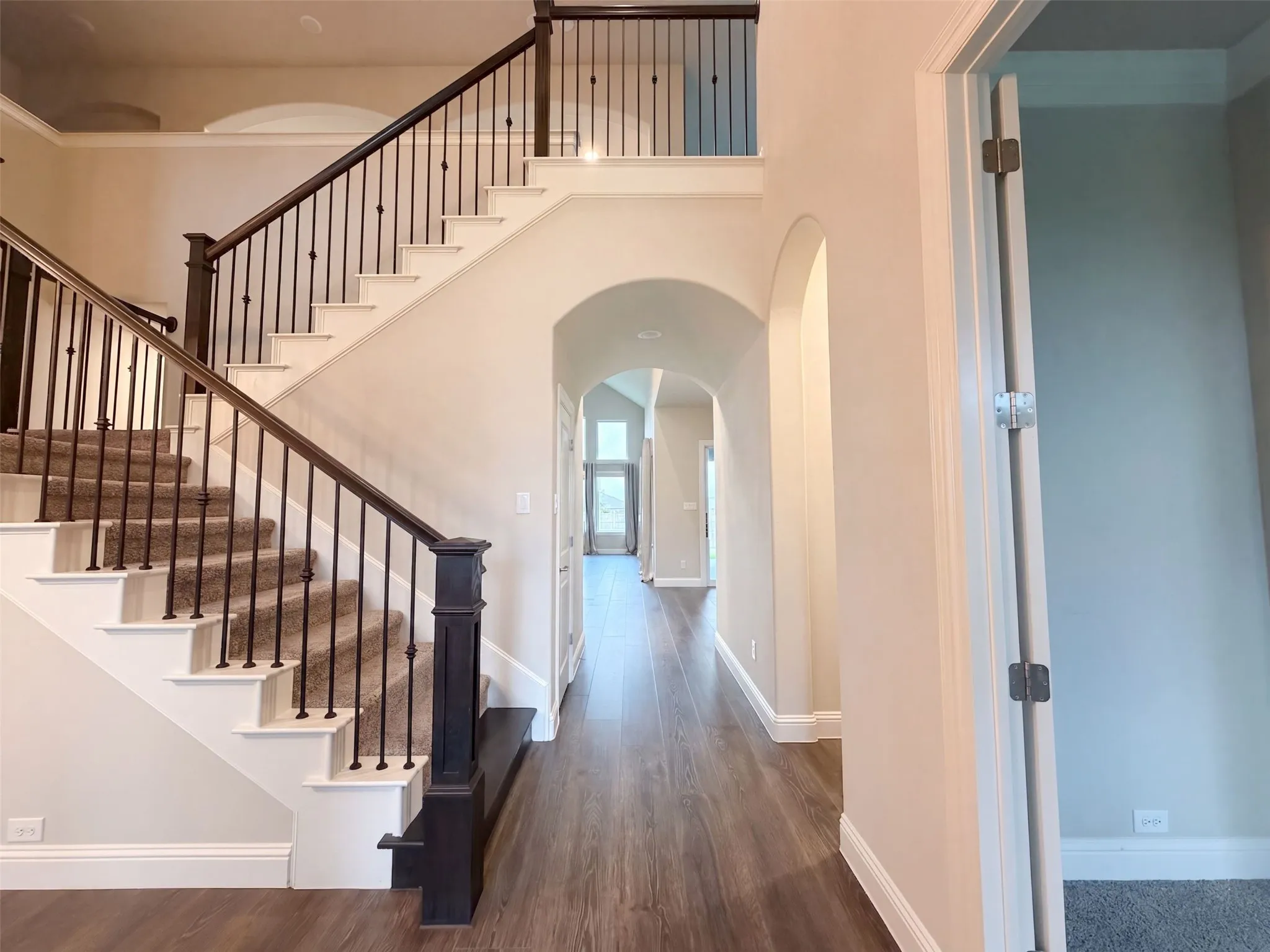 Single Family Residence For Sale in Collin County , 817 Shallow Creek Way, Mc Kinney, Texas 75071, 5 Bedroom, 4 Bathroom, 2 Garage spaces, 3,884 Sqft, built in 2020, mls#21372194, Real Estate Agent in Mc Kinney, Homes For Sale in Collin county, Homes For Sale in Mc Kinney, Realtor in Mc Kinney Texas, Real Estate Brokerage Independent Realty Texas, Luminita Cordes Realtor