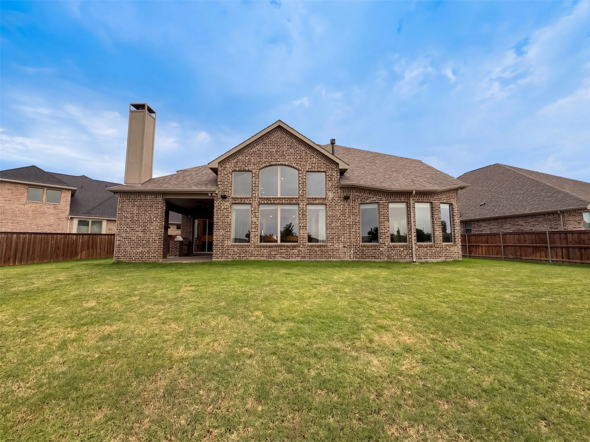 Single Family Residence For Sale in Collin County , 817 Shallow Creek Way, Mc Kinney, Texas 75071, 5 Bedroom, 4 Bathroom, 2 Garage spaces, 3,884 Sqft, built in 2020, mls#21372194, Real Estate Agent in Mc Kinney, Homes For Sale in Collin county, Homes For Sale in Mc Kinney, Realtor in Mc Kinney Texas, Real Estate Brokerage Independent Realty Texas, Luminita Cordes Realtor