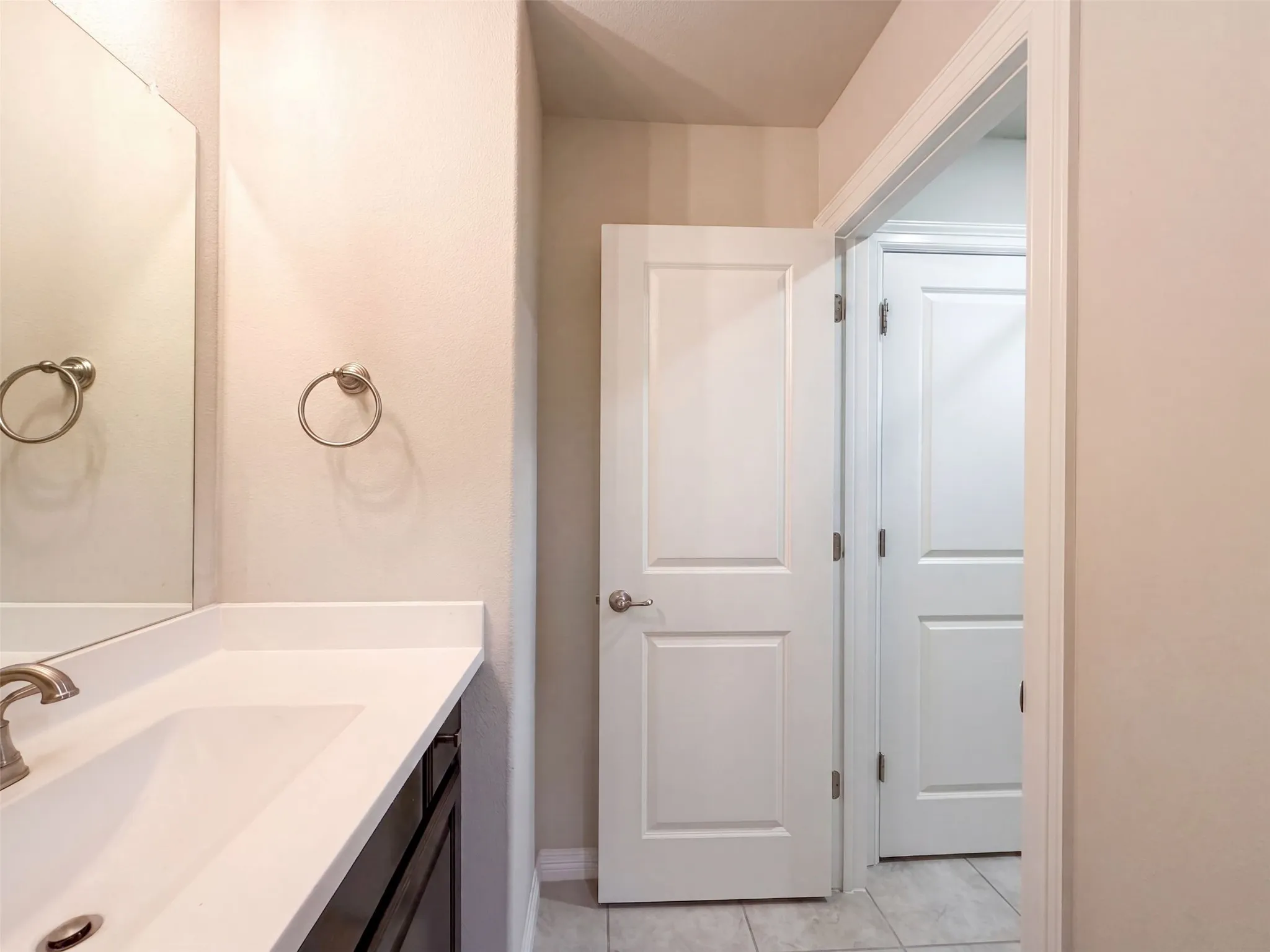 Single Family Residence For Sale in Collin County , 817 Shallow Creek Way, Mc Kinney, Texas 75071, 5 Bedroom, 4 Bathroom, 2 Garage spaces, 3,884 Sqft, built in 2020, mls#21372194, Real Estate Agent in Mc Kinney, Homes For Sale in Collin county, Homes For Sale in Mc Kinney, Realtor in Mc Kinney Texas, Real Estate Brokerage Independent Realty Texas, Luminita Cordes Realtor