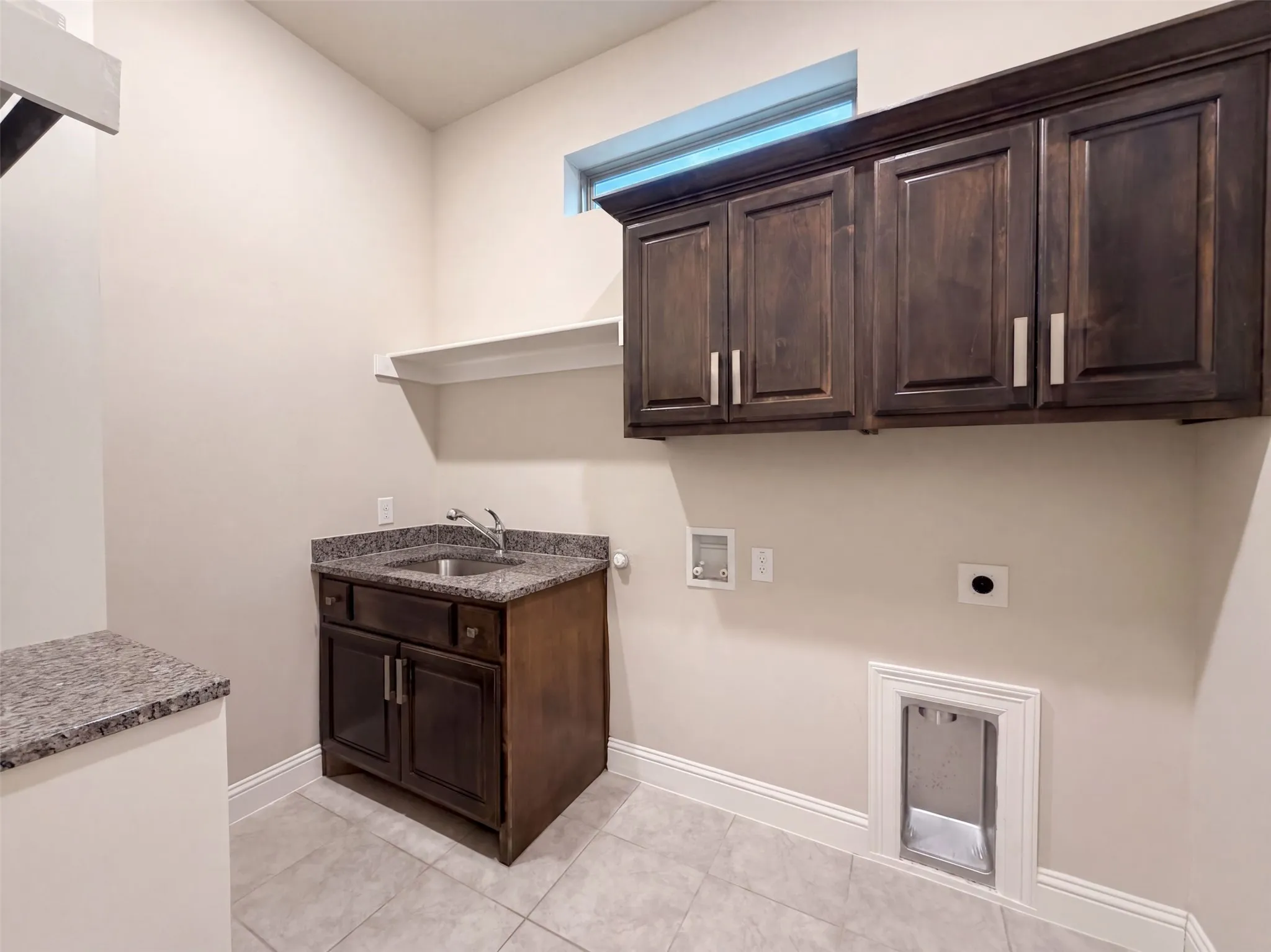 Single Family Residence For Sale in Collin County , 817 Shallow Creek Way, Mc Kinney, Texas 75071, 5 Bedroom, 4 Bathroom, 2 Garage spaces, 3,884 Sqft, built in 2020, mls#21372194, Real Estate Agent in Mc Kinney, Homes For Sale in Collin county, Homes For Sale in Mc Kinney, Realtor in Mc Kinney Texas, Real Estate Brokerage Independent Realty Texas, Luminita Cordes Realtor