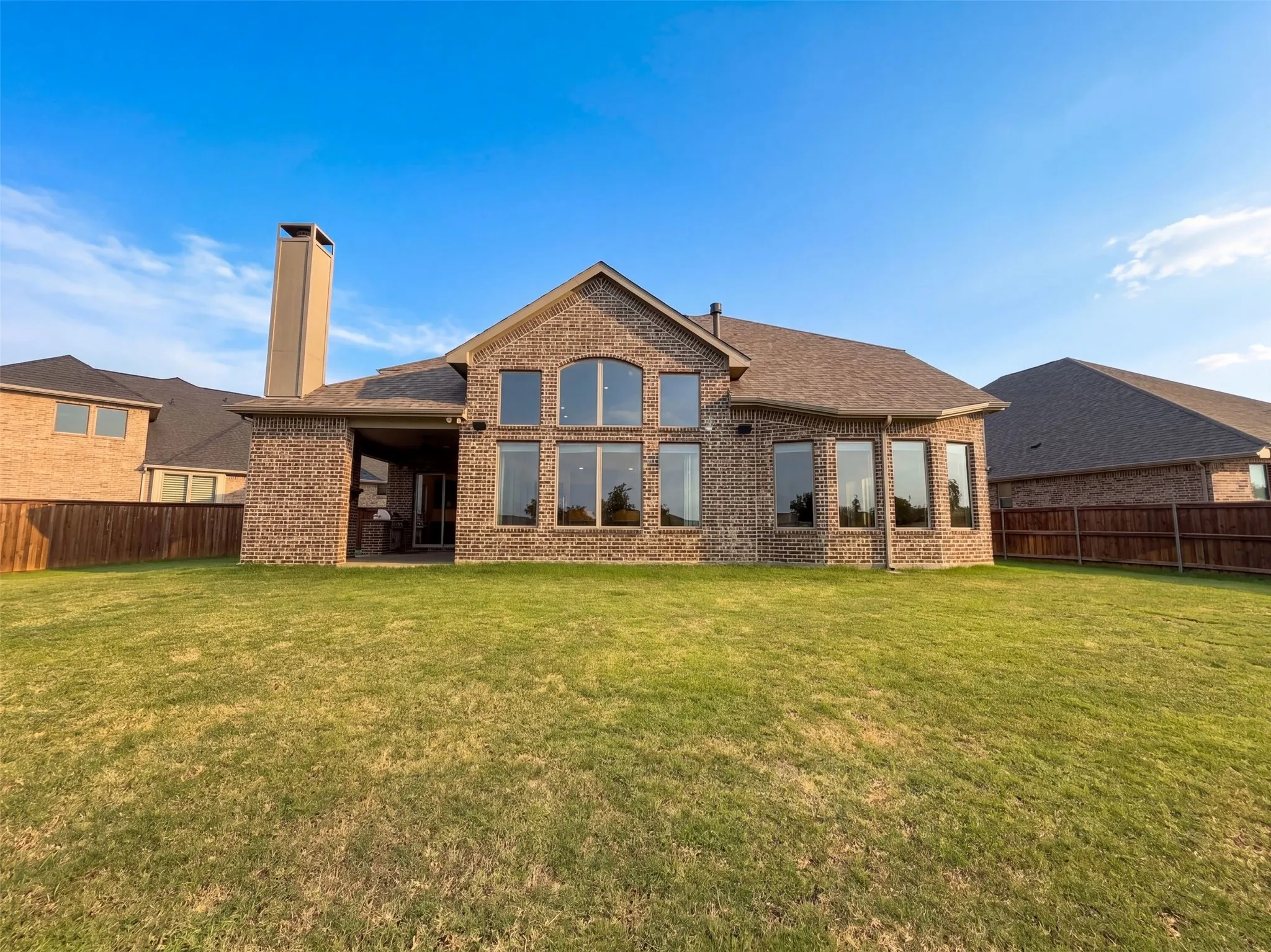 Single Family Residence For Sale in Collin County , 817 Shallow Creek Way, Mc Kinney, Texas 75071, 5 Bedroom, 4 Bathroom, 2 Garage spaces, 3,884 Sqft, built in 2020, mls#21372194, Real Estate Agent in Mc Kinney, Homes For Sale in Collin county, Homes For Sale in Mc Kinney, Realtor in Mc Kinney Texas, Real Estate Brokerage Independent Realty Texas, Luminita Cordes Realtor