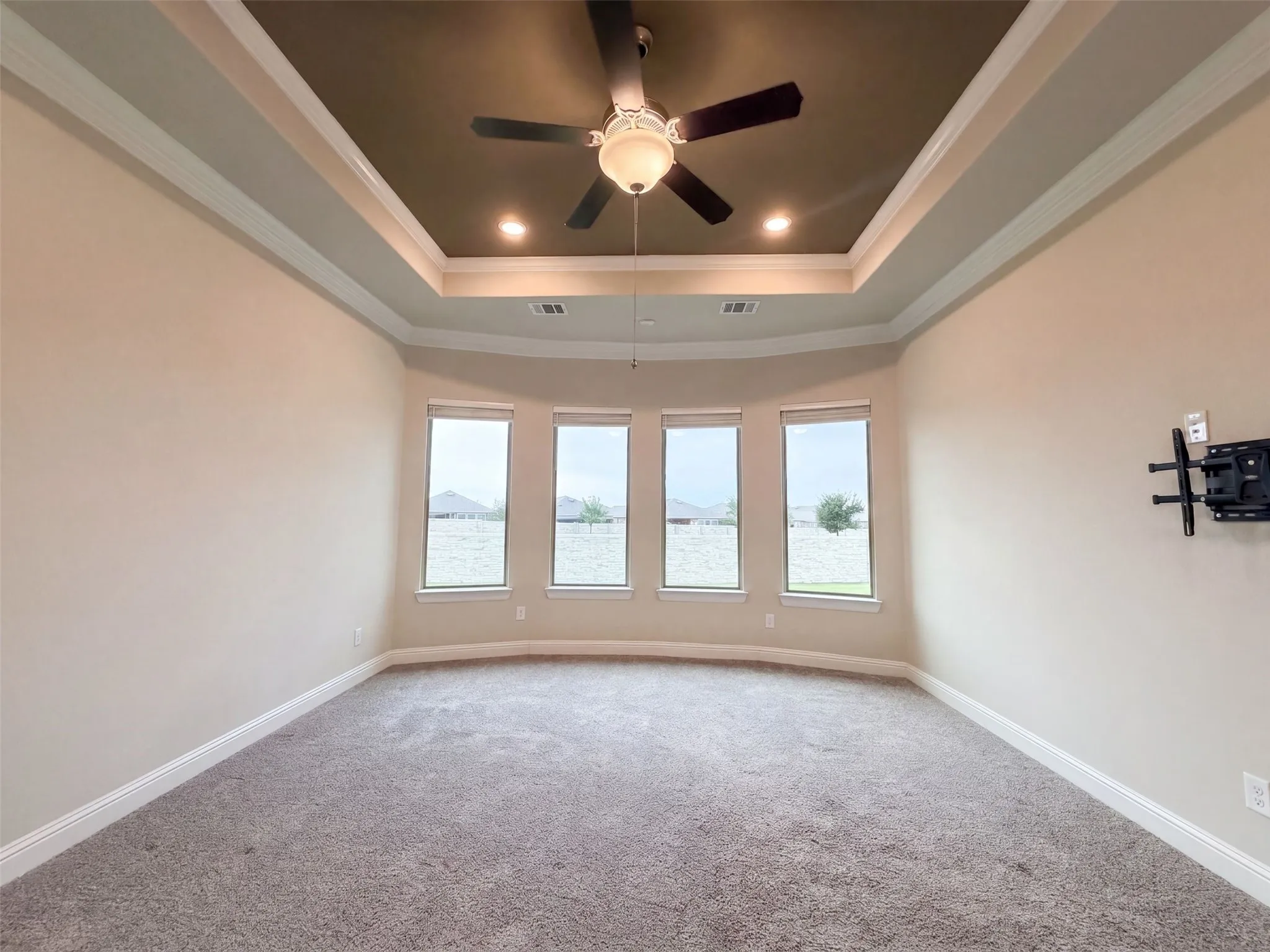 Single Family Residence For Sale in Collin County , 817 Shallow Creek Way, Mc Kinney, Texas 75071, 5 Bedroom, 4 Bathroom, 2 Garage spaces, 3,884 Sqft, built in 2020, mls#21372194, Real Estate Agent in Mc Kinney, Homes For Sale in Collin county, Homes For Sale in Mc Kinney, Realtor in Mc Kinney Texas, Real Estate Brokerage Independent Realty Texas, Luminita Cordes Realtor