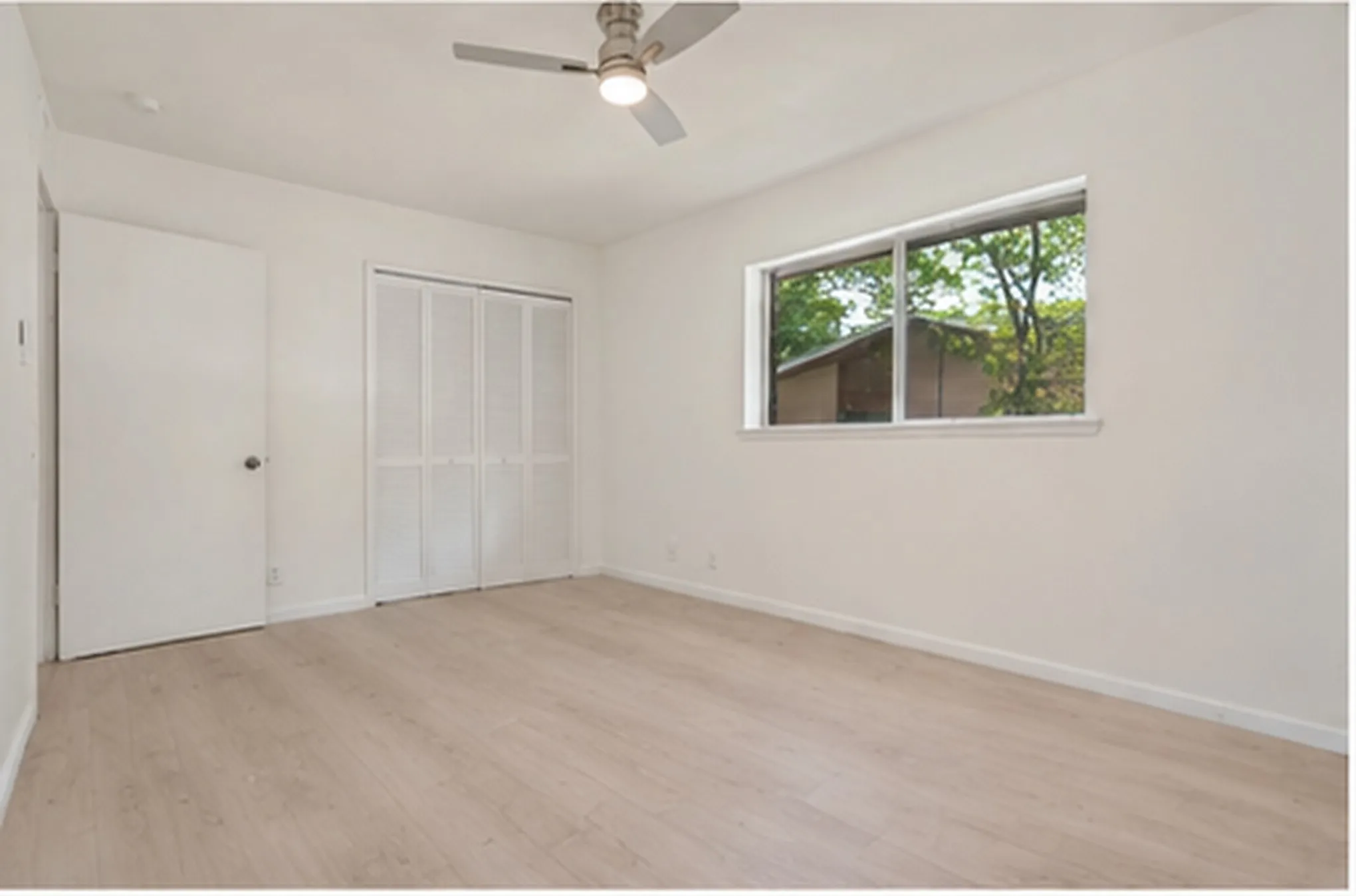 Single Family Residence For Rent in Dallas County , 2314 BRIARWOOD Lane, Carrollton, Texas 75006, 4 Bedroom, 2 Bathroom, Garage spaces, 1,405 Sqft, built in 1962, mls#21372201, Real Estate Agent in Carrollton, Homes For Rent in Dallas county, Homes For Rent in Carrollton, Realtor in Carrollton Texas, Real Estate Brokerage Independent Realty Texas, Luminita Cordes Realtor