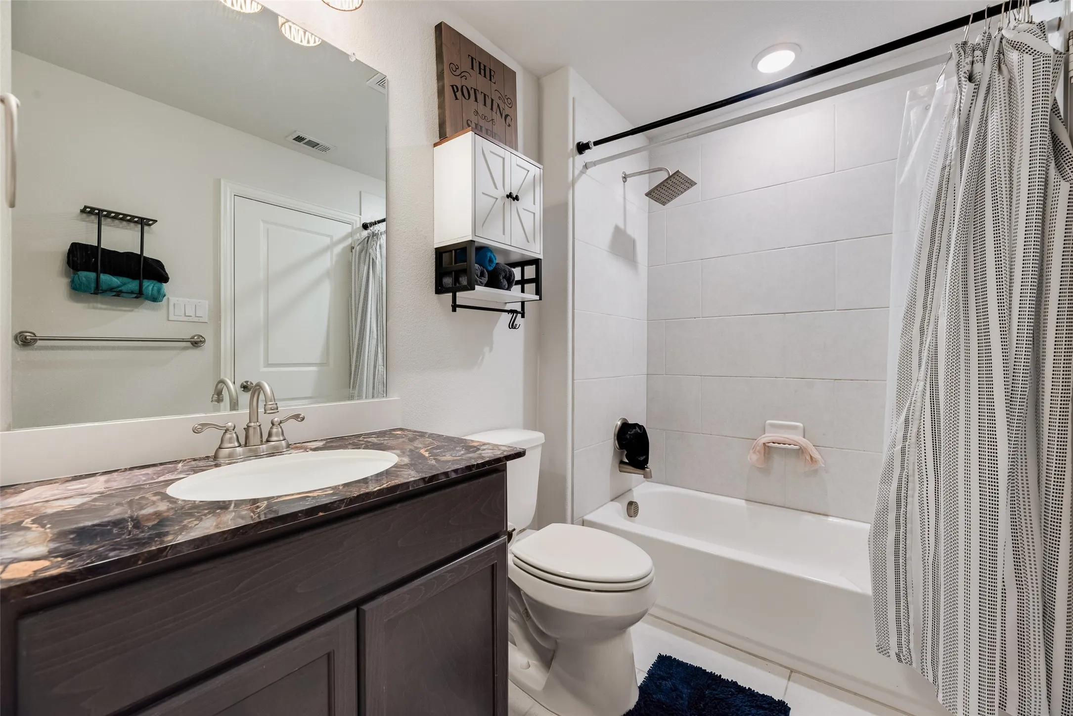 Another upstairs bathroom.