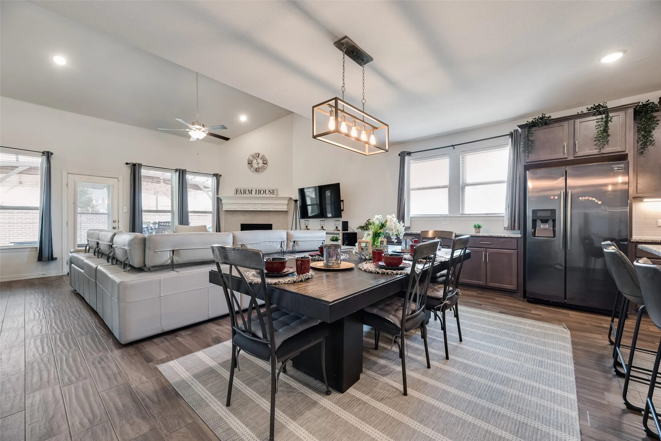 The open space is perfect for entertaining!