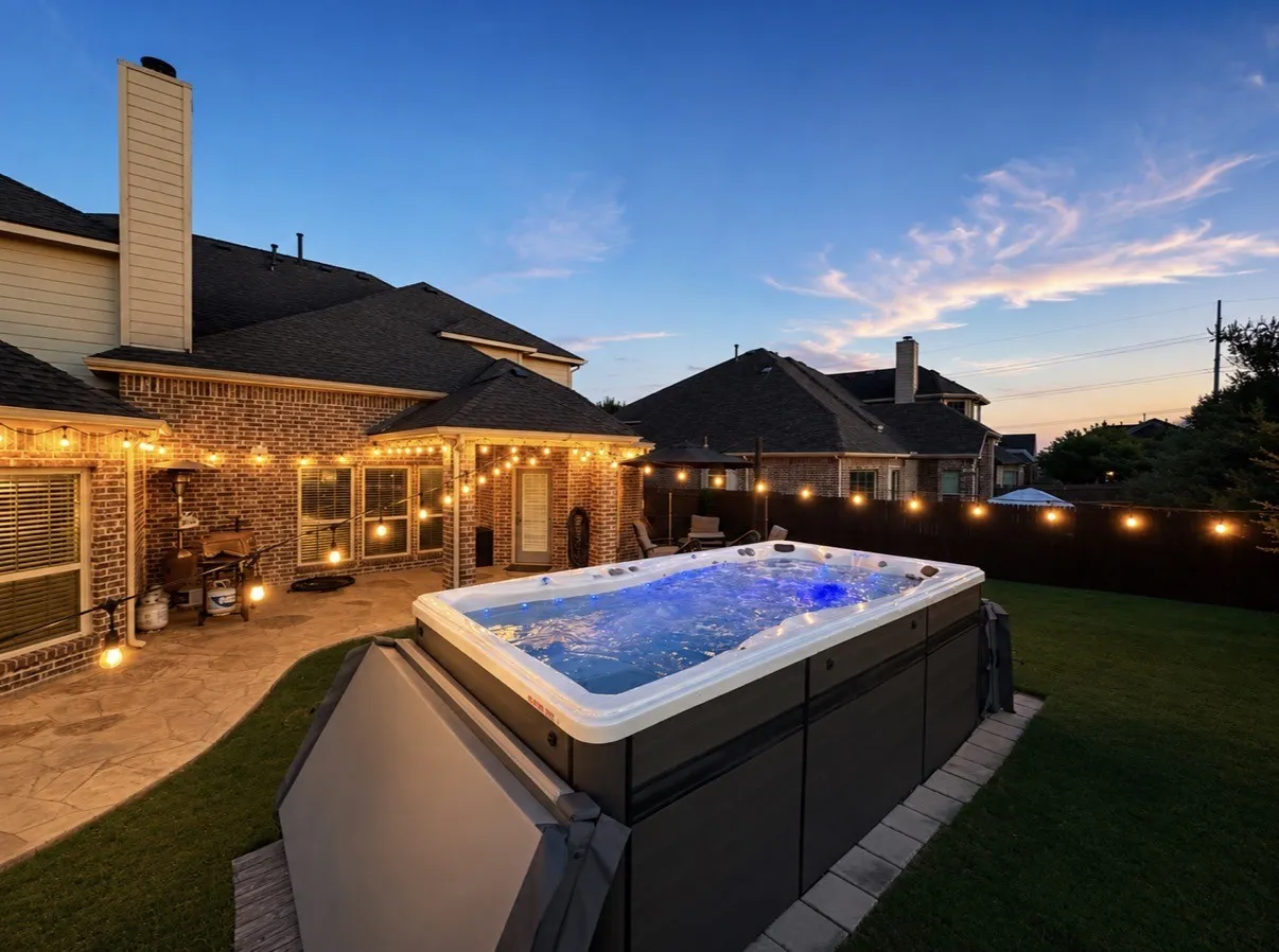 Single Family Residence For Sale in Denton County , 13909 Sparrow Hill Drive, Little Elm, Texas 75068, 5 Bedroom, 4 Bathroom, 3 Garage spaces, 3,759 Sqft, built in 2013, mls#21372127, Real Estate Agent in Little Elm, Homes For Sale in Denton county, Homes For Sale in Little Elm, Realtor in Little Elm Texas, Real Estate Brokerage Independent Realty Texas, Luminita Cordes Realtor
