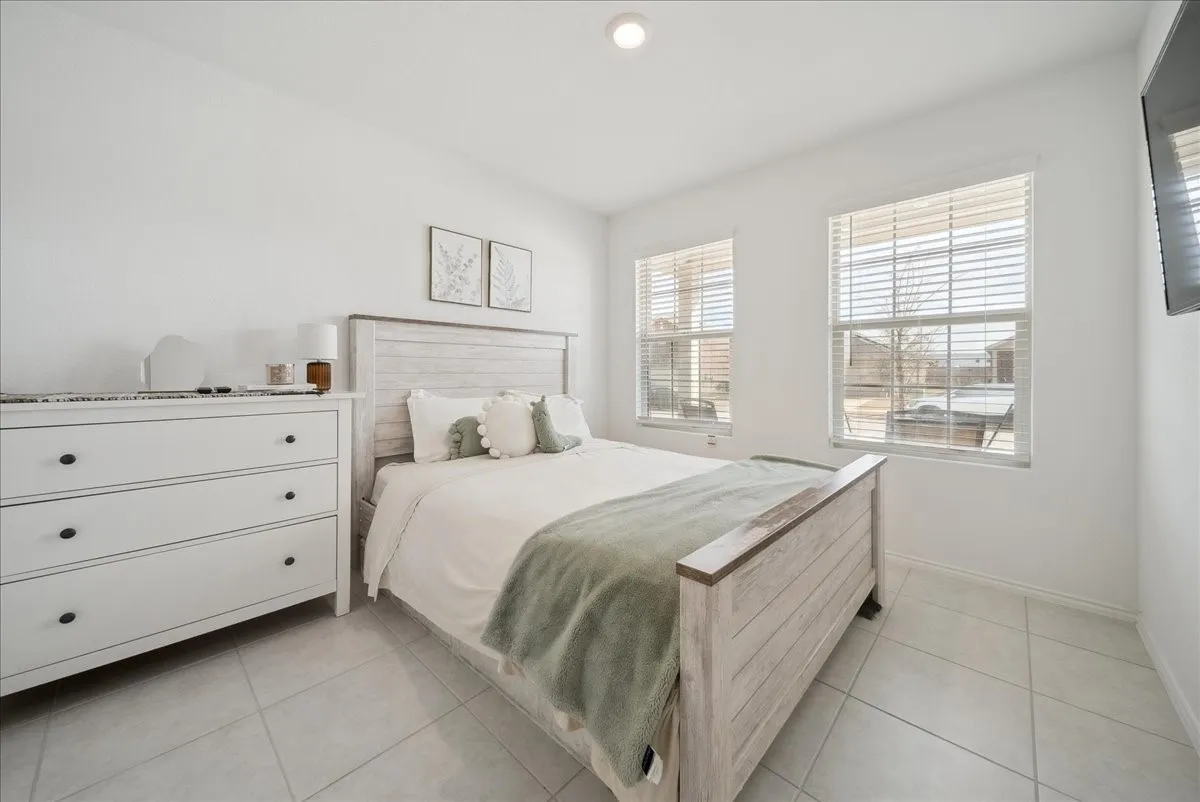 Single Family Residence For Rent in Dallas County , 1005 Crestview Drive, Hutchins, Texas 75141, 3 Bedroom, 2 Bathroom, 2 Garage spaces, 1,302 Sqft, built in 2022, mls#21372204, Real Estate Agent in Hutchins, Homes For Rent in Dallas county, Homes For Rent in Hutchins, Realtor in Hutchins Texas, Real Estate Brokerage Independent Realty Texas, Luminita Cordes Realtor