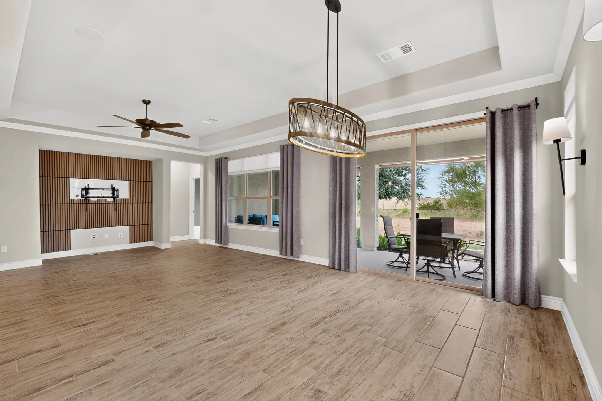 Single Family Residence For Sale in Denton County , 10312 Claystone Drive, Denton, Texas 76207, 2 Bedroom, 3 Bathroom, 2 Garage spaces, 1,760 Sqft, built in 2019, mls#21367860, Real Estate Agent in Denton, Homes For Sale in Denton county, Homes For Sale in Denton, Realtor in Denton Texas, Real Estate Brokerage Independent Realty Texas, Luminita Cordes Realtor