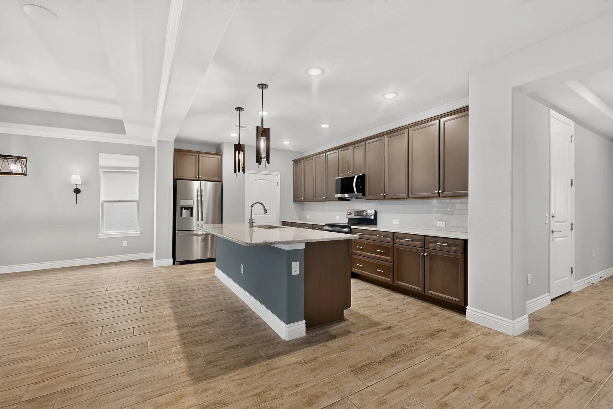 Single Family Residence For Sale in Denton County , 10312 Claystone Drive, Denton, Texas 76207, 2 Bedroom, 3 Bathroom, 2 Garage spaces, 1,760 Sqft, built in 2019, mls#21367860, Real Estate Agent in Denton, Homes For Sale in Denton county, Homes For Sale in Denton, Realtor in Denton Texas, Real Estate Brokerage Independent Realty Texas, Luminita Cordes Realtor
