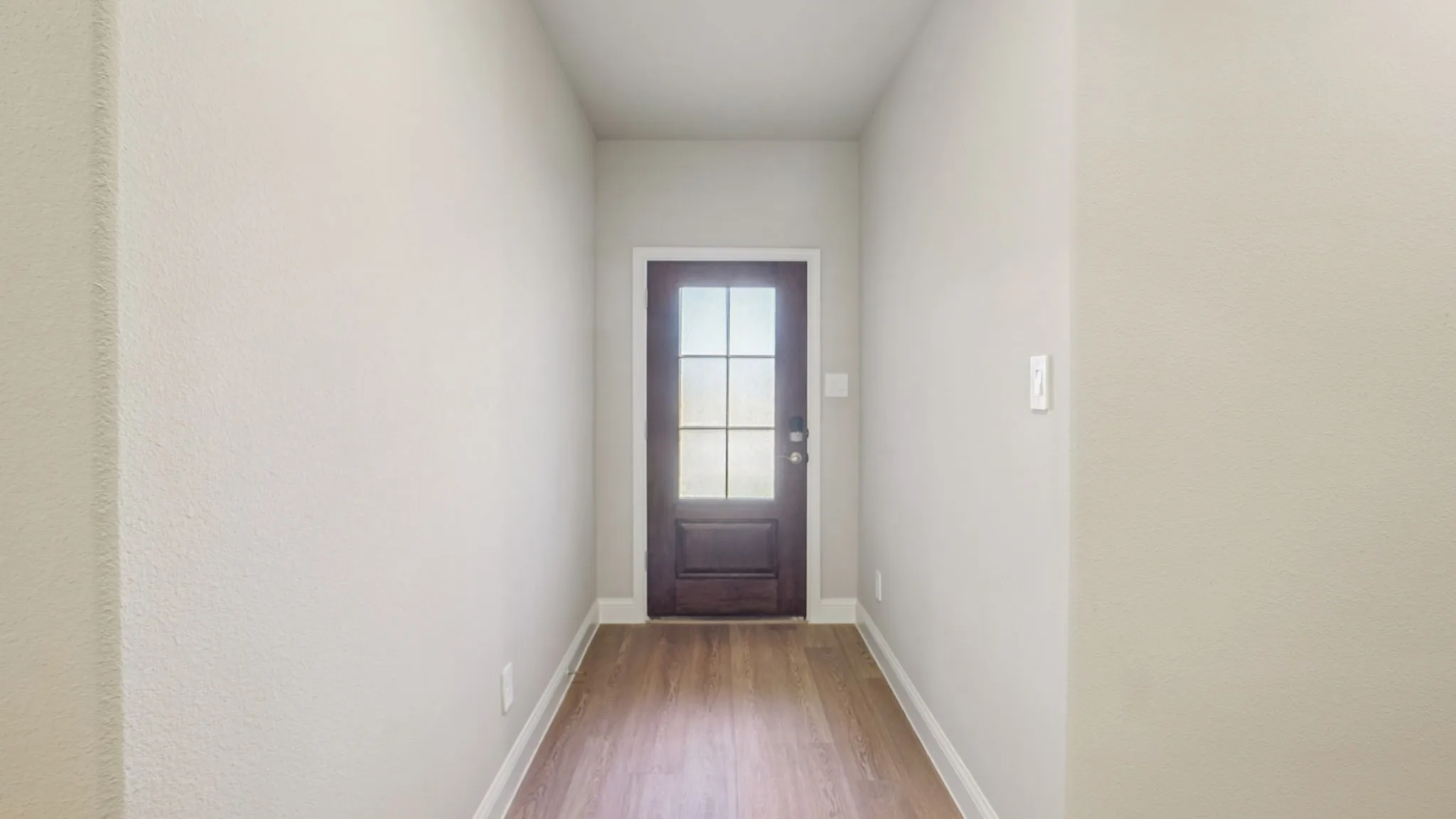  Photo is not of the actual home, but is an inspirational photo of builder’s model home and may depict options, furnishings, and/or decorator features that are not included.
