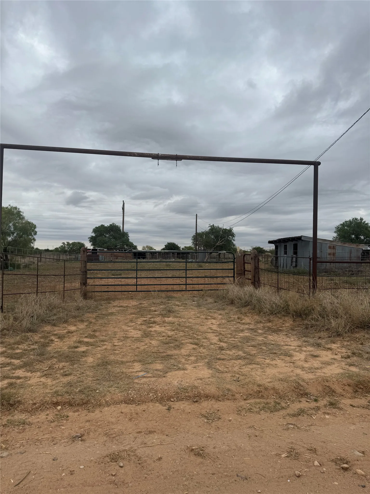 Industrial For Rent in Hardeman County , FM 2568 Florez Road, Quanah, Texas 79252, 0, 0, Garage spaces, 0 Sqft, built in 2010, mls#21372206, Real Estate Agent in Quanah, Homes For Rent in Hardeman county, Homes For Rent in Quanah, Realtor in Quanah Texas, Real Estate Brokerage Independent Realty Texas, Luminita Cordes Realtor