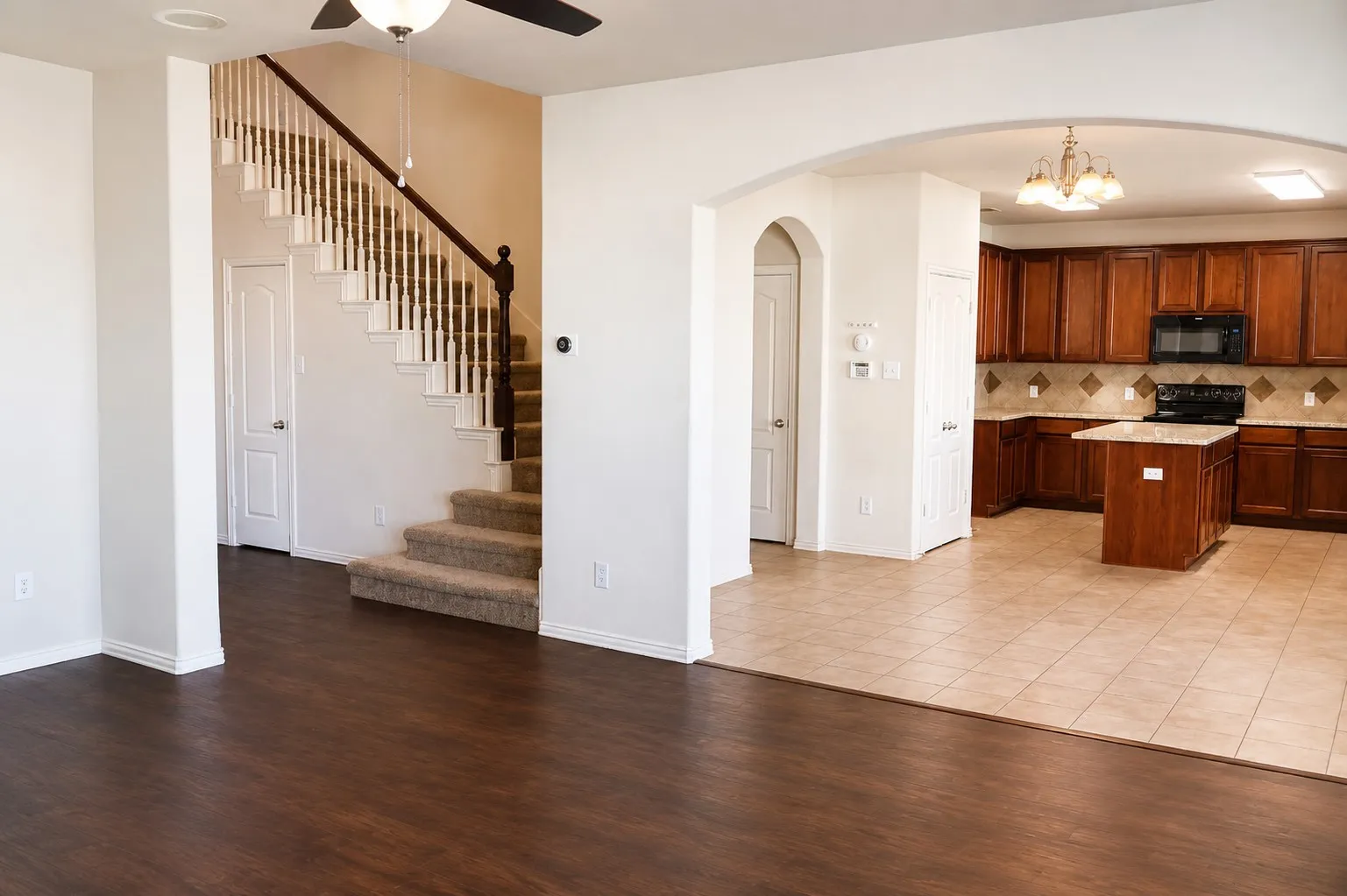 Single Family Residence For Rent in Denton County , 1713 Liberty Drive, Providence Village, Texas 76227, 5 Bedroom, 3 Bathroom, 3 Garage spaces, 2,899 Sqft, built in 2006, mls#21372144, Real Estate Agent in Providence Village, Homes For Rent in Denton county, Homes For Rent in Providence Village, Realtor in Providence Village Texas, Real Estate Brokerage Independent Realty Texas, Luminita Cordes Realtor