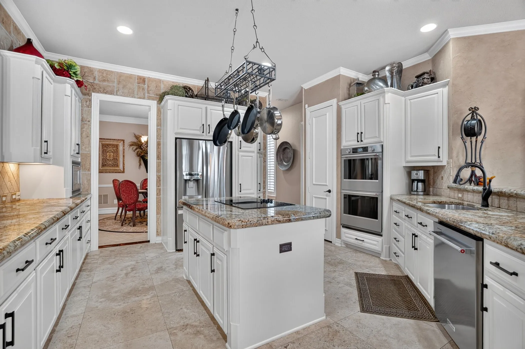 Single Family Residence For Sale in Denton County , 4816 Pack Saddle Way, Flower Mound, Texas 75028, 4 Bedroom, 4 Bathroom, 3 Garage spaces, 3,916 Sqft, built in 1999, mls#21371786, Real Estate Agent in Flower Mound, Homes For Sale in Denton county, Homes For Sale in Flower Mound, Realtor in Flower Mound Texas, Real Estate Brokerage Independent Realty Texas, Luminita Cordes Realtor