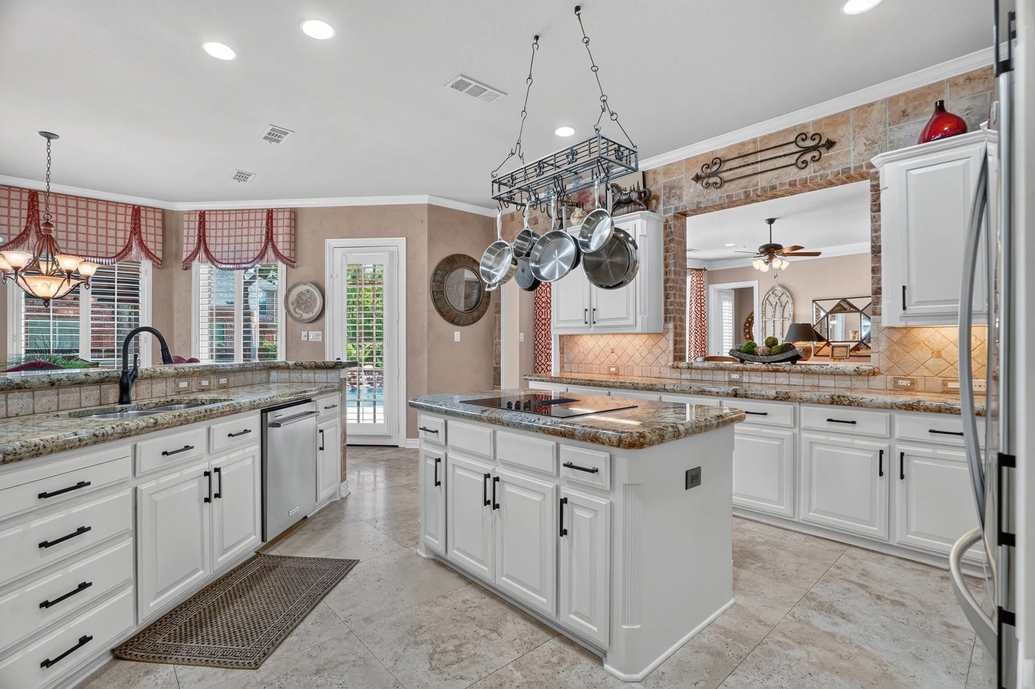 Single Family Residence For Sale in Denton County , 4816 Pack Saddle Way, Flower Mound, Texas 75028, 4 Bedroom, 4 Bathroom, 3 Garage spaces, 3,916 Sqft, built in 1999, mls#21371786, Real Estate Agent in Flower Mound, Homes For Sale in Denton county, Homes For Sale in Flower Mound, Realtor in Flower Mound Texas, Real Estate Brokerage Independent Realty Texas, Luminita Cordes Realtor