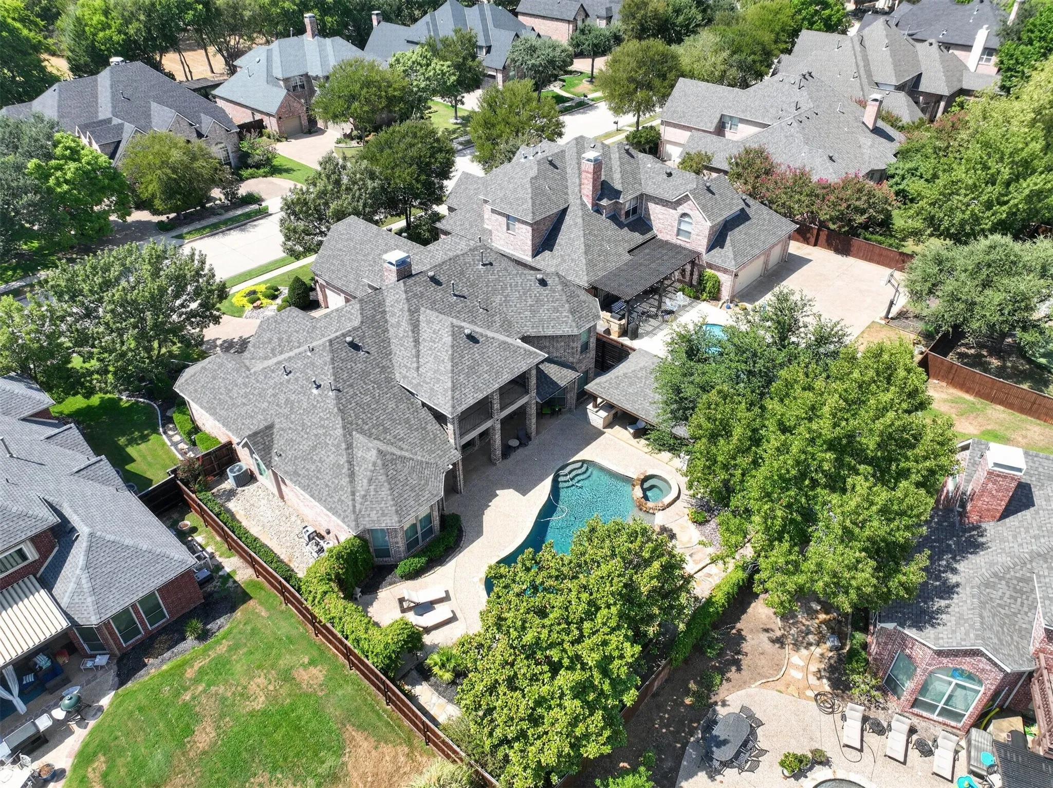 Single Family Residence For Sale in Denton County , 4816 Pack Saddle Way, Flower Mound, Texas 75028, 4 Bedroom, 4 Bathroom, 3 Garage spaces, 3,916 Sqft, built in 1999, mls#21371786, Real Estate Agent in Flower Mound, Homes For Sale in Denton county, Homes For Sale in Flower Mound, Realtor in Flower Mound Texas, Real Estate Brokerage Independent Realty Texas, Luminita Cordes Realtor