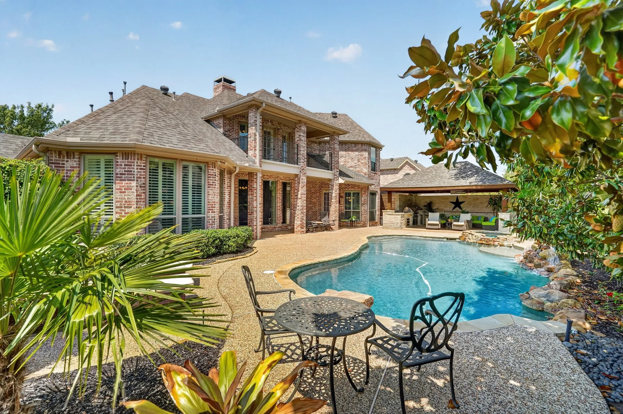 Single Family Residence For Sale in Denton County , 4816 Pack Saddle Way, Flower Mound, Texas 75028, 4 Bedroom, 4 Bathroom, 3 Garage spaces, 3,916 Sqft, built in 1999, mls#21371786, Real Estate Agent in Flower Mound, Homes For Sale in Denton county, Homes For Sale in Flower Mound, Realtor in Flower Mound Texas, Real Estate Brokerage Independent Realty Texas, Luminita Cordes Realtor