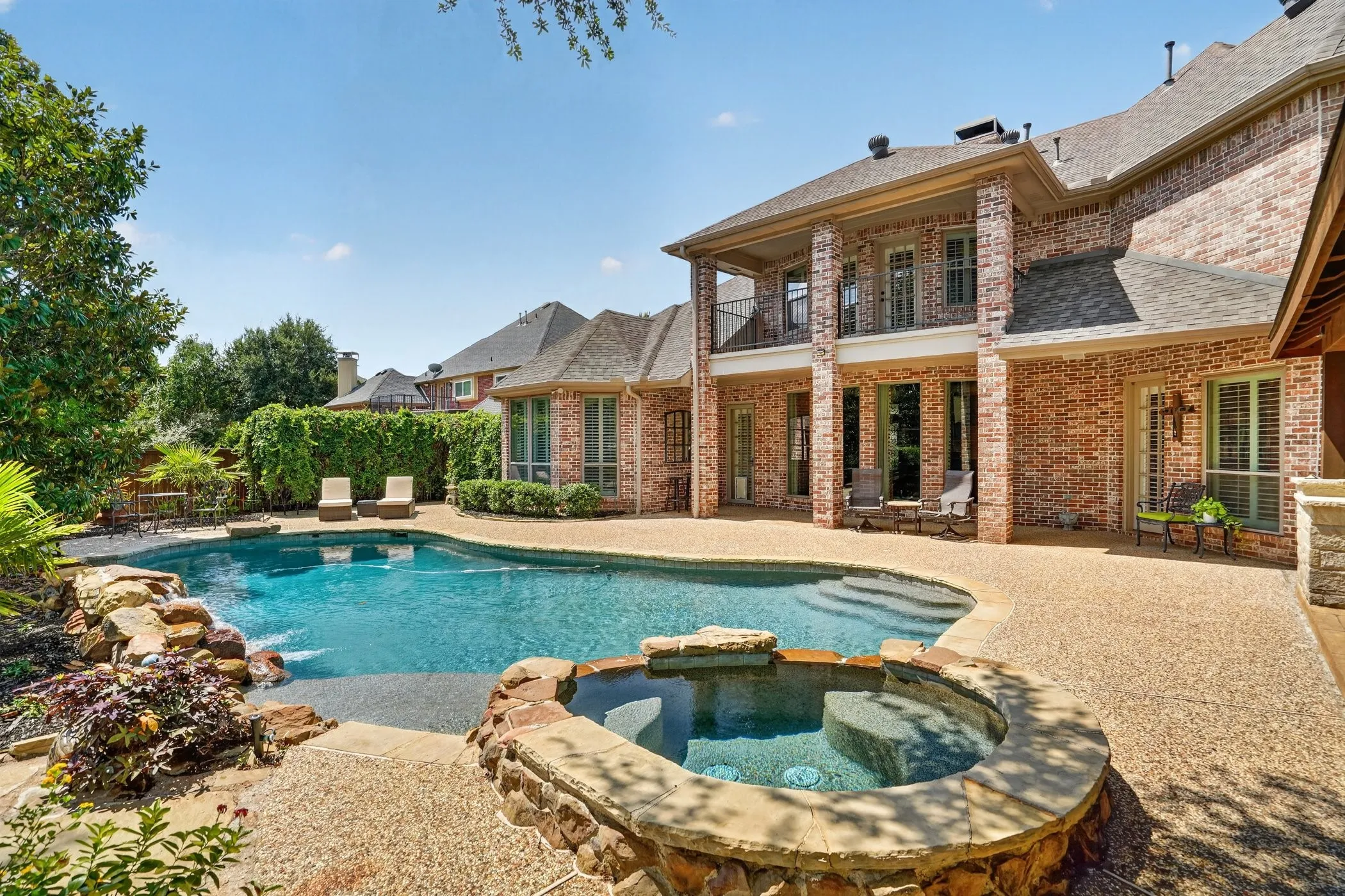 Single Family Residence For Sale in Denton County , 4816 Pack Saddle Way, Flower Mound, Texas 75028, 4 Bedroom, 4 Bathroom, 3 Garage spaces, 3,916 Sqft, built in 1999, mls#21371786, Real Estate Agent in Flower Mound, Homes For Sale in Denton county, Homes For Sale in Flower Mound, Realtor in Flower Mound Texas, Real Estate Brokerage Independent Realty Texas, Luminita Cordes Realtor