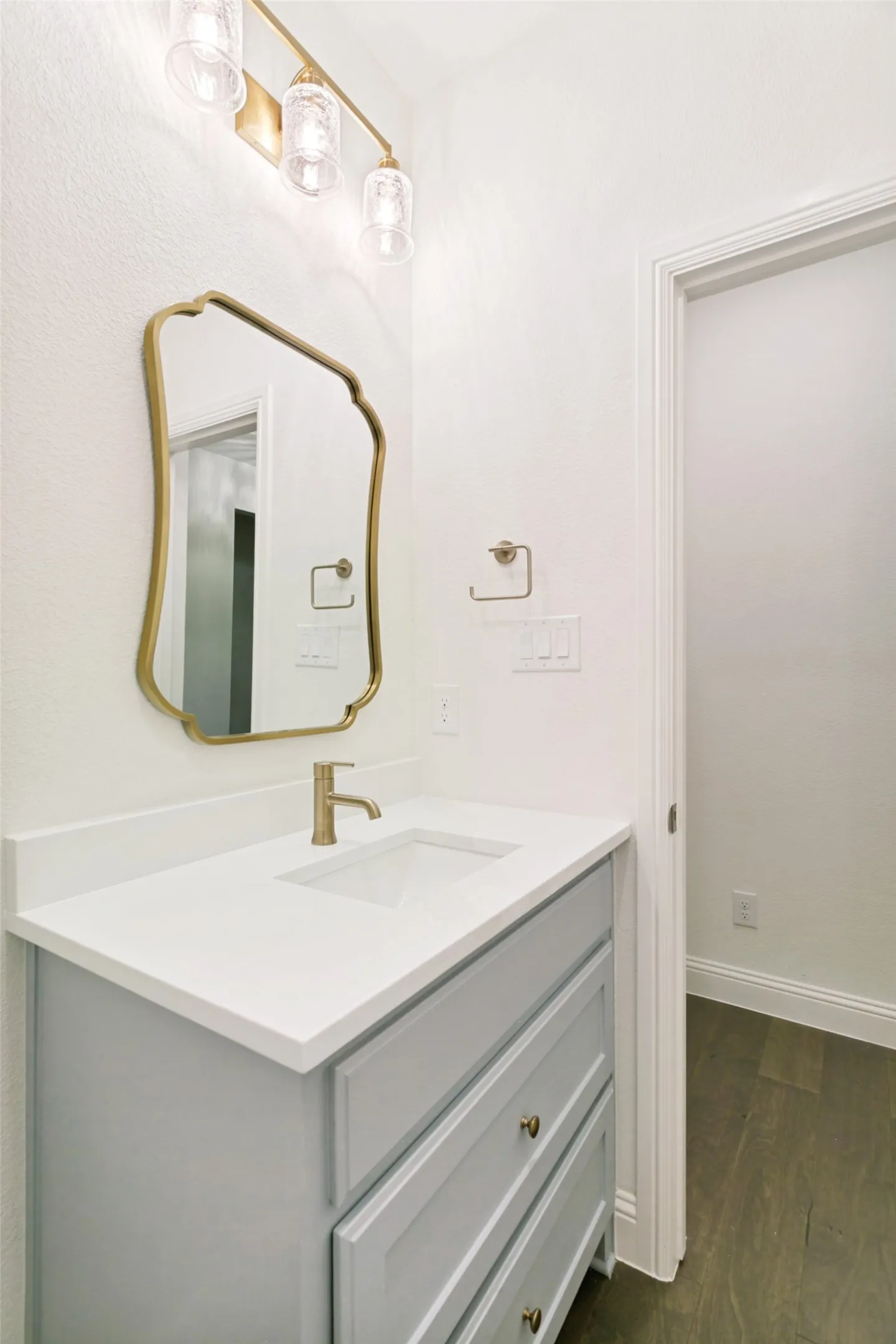 Single Family Residence For Sale in Tarrant County , 6333 Locke Avenue, Fort Worth, Texas 76116, 3 Bedroom, 3 Bathroom, 2 Garage spaces, 2,300 Sqft, built in 2026, mls#21371845, Real Estate Agent in Fort Worth, Homes For Sale in Tarrant county, Homes For Sale in Fort Worth, Realtor in Fort Worth Texas, Real Estate Brokerage Independent Realty Texas, Luminita Cordes Realtor