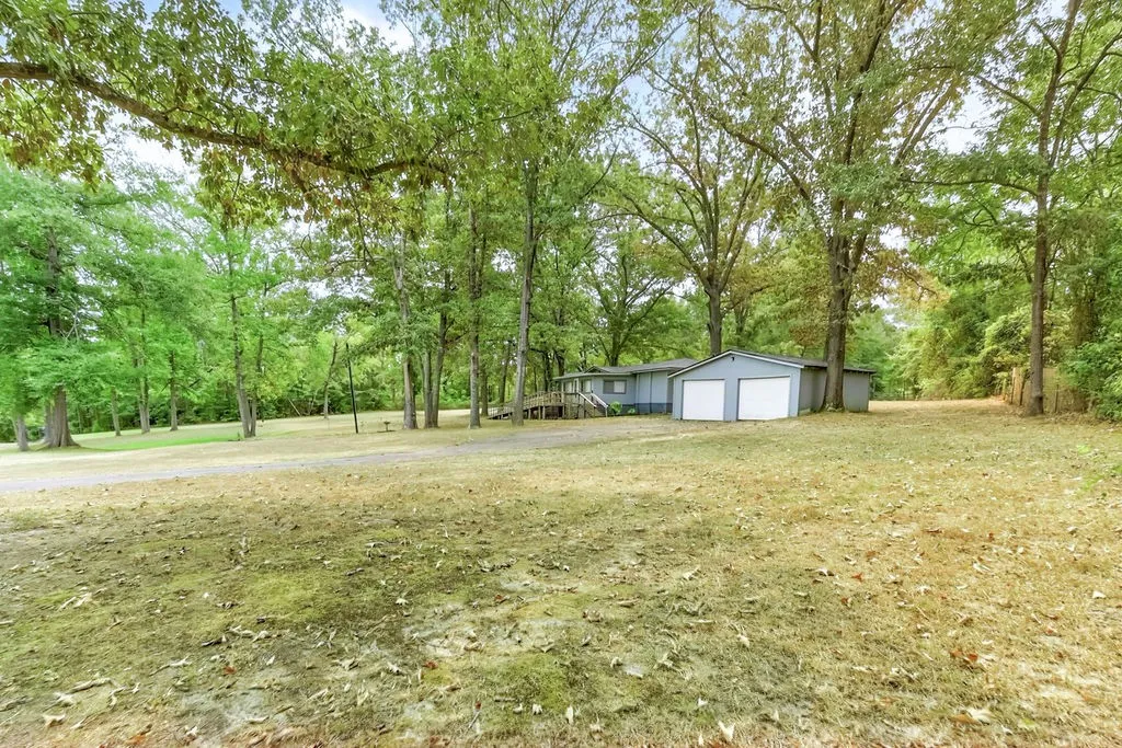 Mobile Home For Sale in Upshur County , 1141 Todd Road, Gilmer, Texas 75645, 4 Bedroom, 2 Bathroom, 2 Garage spaces, 1,820 Sqft, built in 1983, mls#21370343, Real Estate Agent in Gilmer, Homes For Sale in Upshur county, Homes For Sale in Gilmer, Realtor in Gilmer Texas, Real Estate Brokerage Independent Realty Texas, Luminita Cordes Realtor