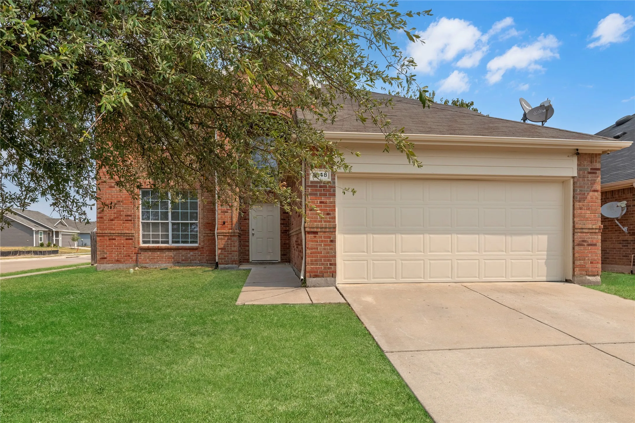 Single Family Residence For Sale in Tarrant County , 5148 Bayridge Court, Fort Worth, Texas 76179, 4 Bedroom, 3 Bathroom, 2 Garage spaces, 2,716 Sqft, built in 2005, mls#21367990, Real Estate Agent in Fort Worth, Homes For Sale in Tarrant county, Homes For Sale in Fort Worth, Realtor in Fort Worth Texas, Real Estate Brokerage Independent Realty Texas, Luminita Cordes Realtor