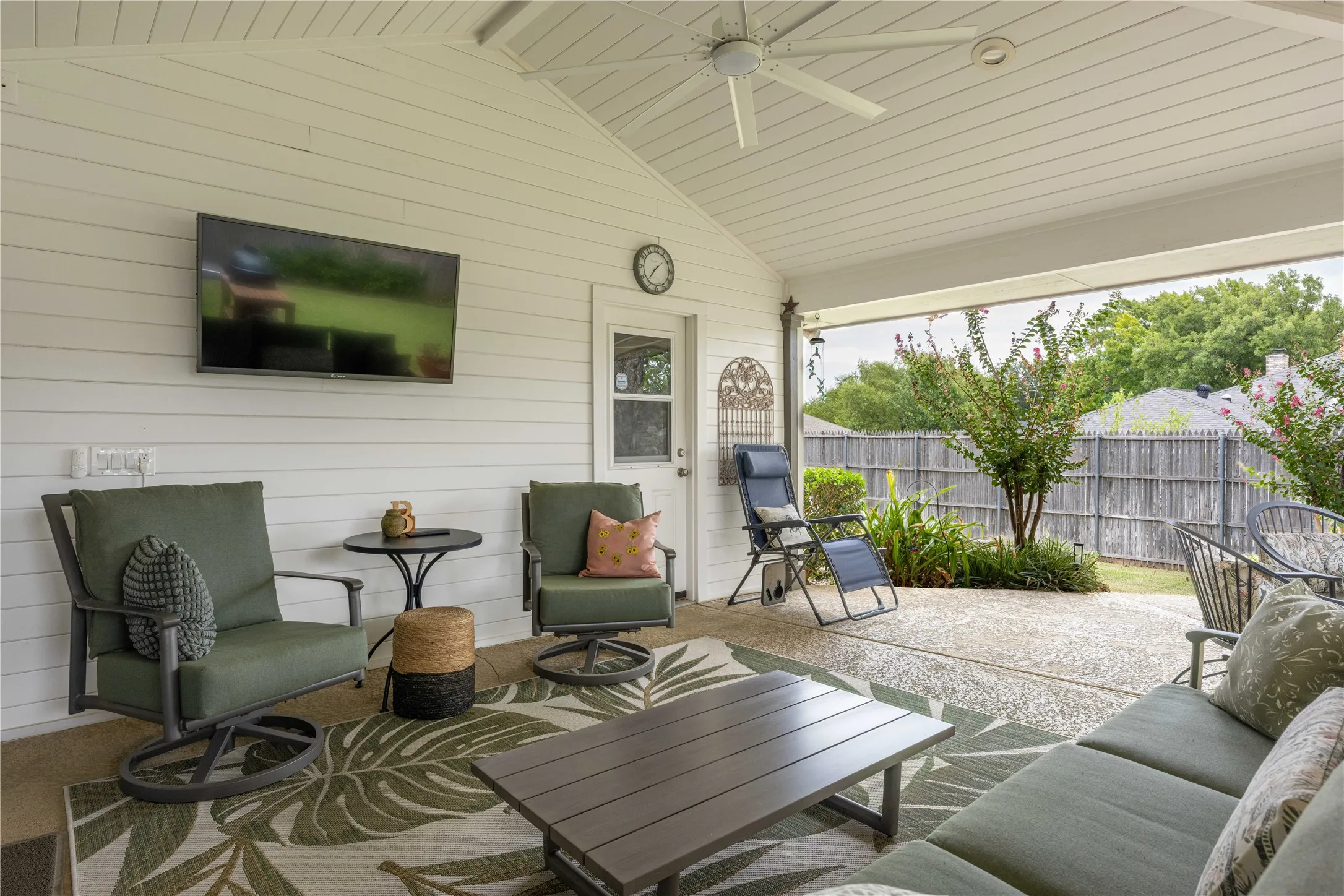 Beautiful Covered Patio