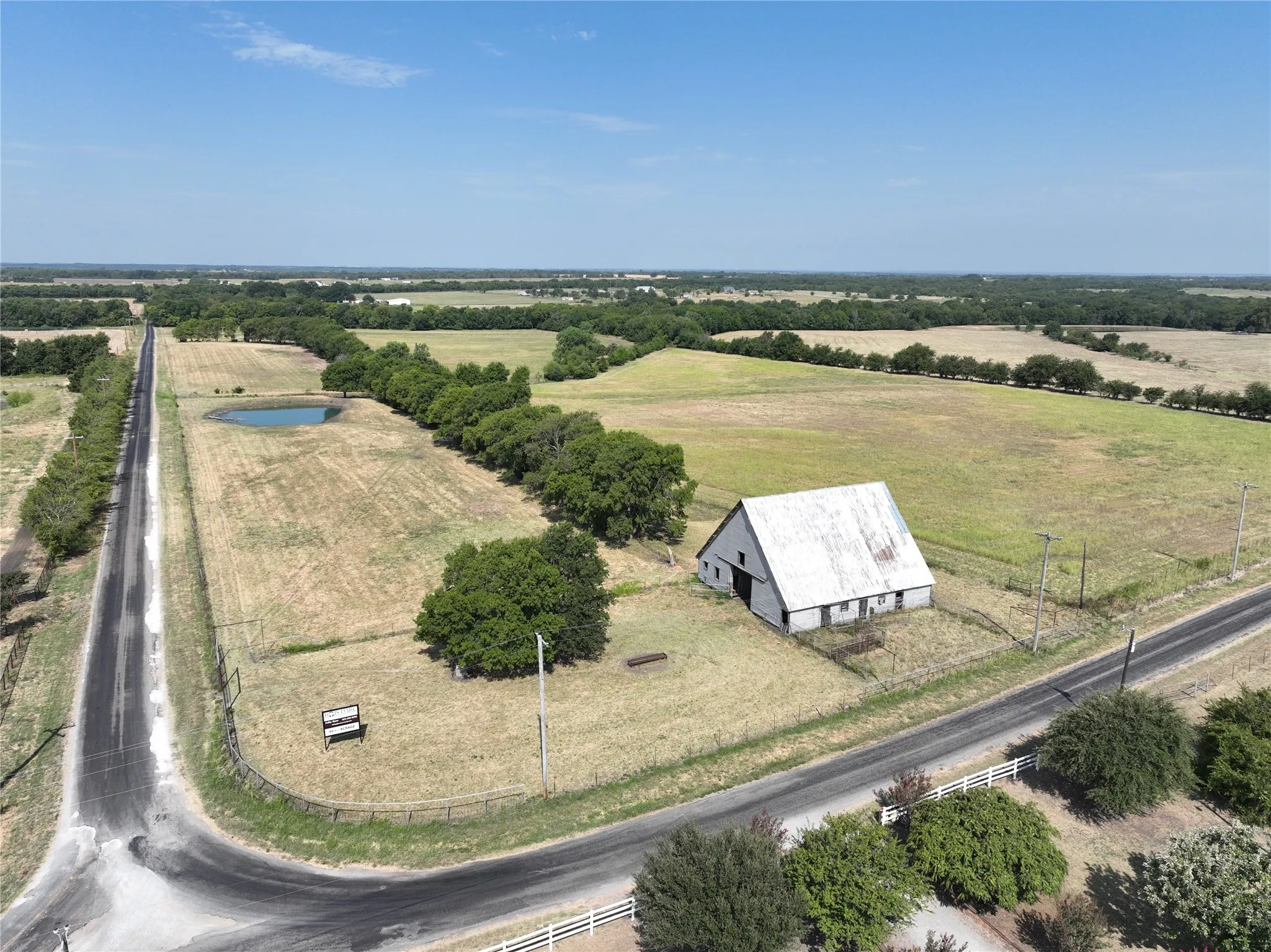 Unimproved Land For Sale in Grayson County , TBD Rutledge Rd., Whitewright, Texas 75491, 0, 0, Garage spaces, 0 Sqft, built in 0, mls#21371497, Real Estate Agent in Whitewright, Homes For Sale in Grayson county, Homes For Sale in Whitewright, Realtor in Whitewright Texas, Real Estate Brokerage Independent Realty Texas, Luminita Cordes Realtor