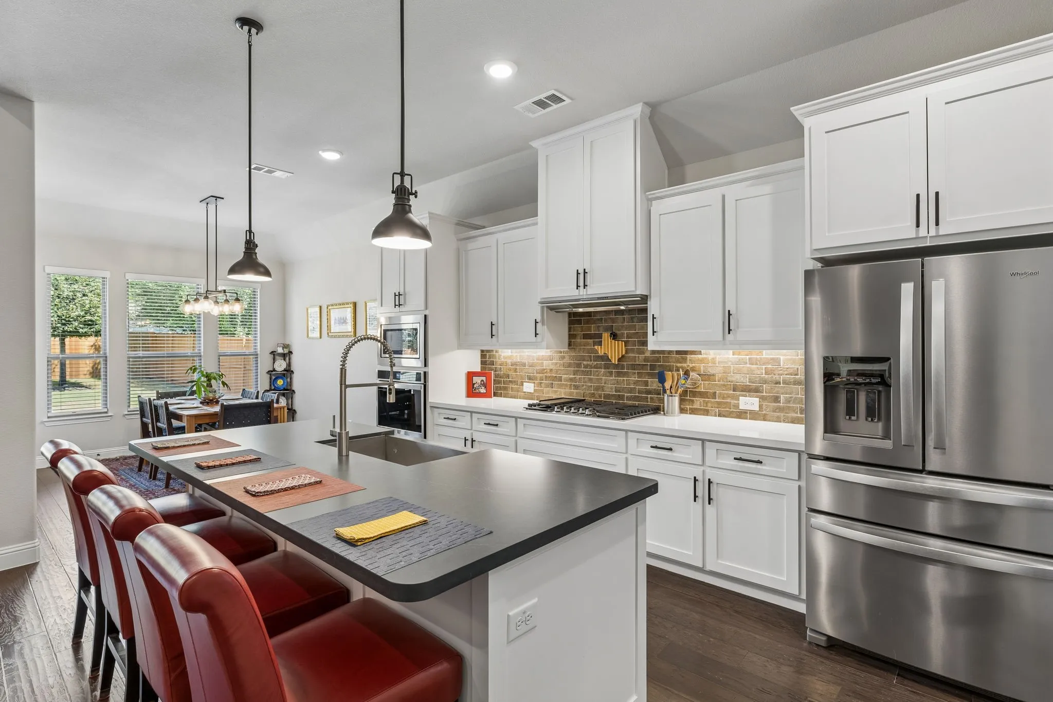 Single Family Residence For Sale in Collin County , 6612 Cristo Lane, Mc Kinney, Texas 75070, 4 Bedroom, 4 Bathroom, 2 Garage spaces, 2,653 Sqft, built in 2018, mls#21372185, Real Estate Agent in Mc Kinney, Homes For Sale in Collin county, Homes For Sale in Mc Kinney, Realtor in Mc Kinney Texas, Real Estate Brokerage Independent Realty Texas, Luminita Cordes Realtor