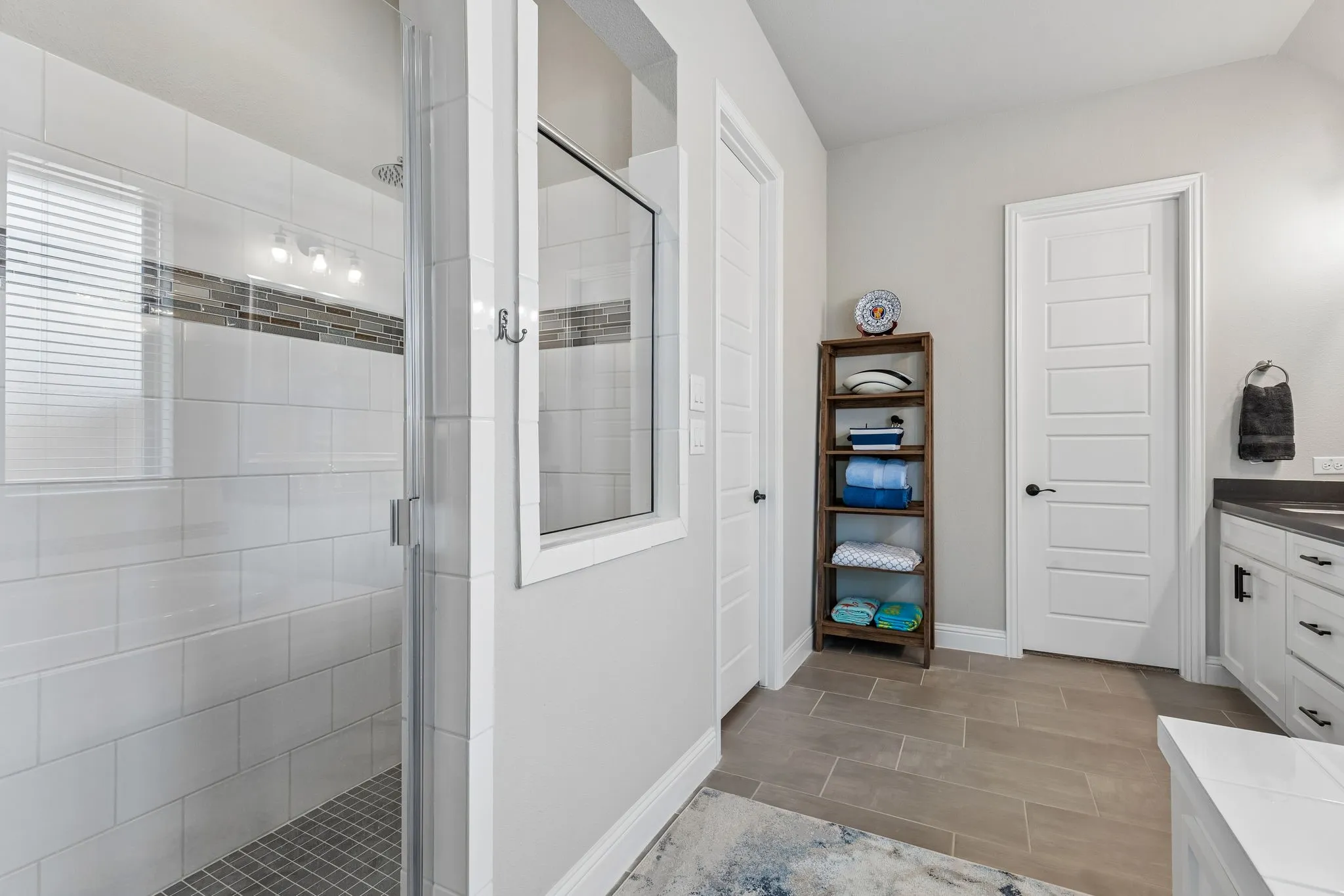 Single Family Residence For Sale in Collin County , 6612 Cristo Lane, Mc Kinney, Texas 75070, 4 Bedroom, 4 Bathroom, 2 Garage spaces, 2,653 Sqft, built in 2018, mls#21372185, Real Estate Agent in Mc Kinney, Homes For Sale in Collin county, Homes For Sale in Mc Kinney, Realtor in Mc Kinney Texas, Real Estate Brokerage Independent Realty Texas, Luminita Cordes Realtor