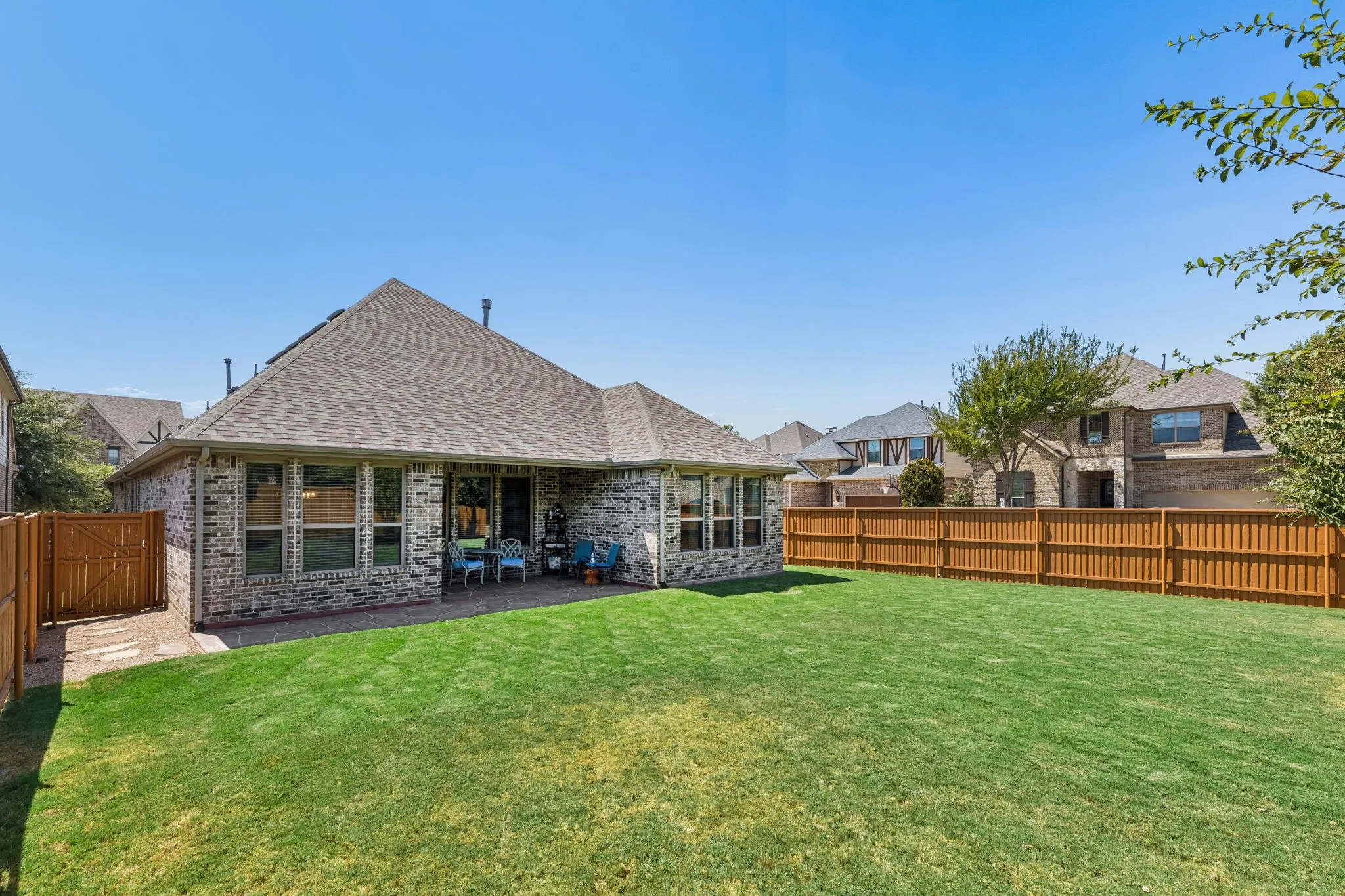 Single Family Residence For Sale in Collin County , 6612 Cristo Lane, Mc Kinney, Texas 75070, 4 Bedroom, 4 Bathroom, 2 Garage spaces, 2,653 Sqft, built in 2018, mls#21372185, Real Estate Agent in Mc Kinney, Homes For Sale in Collin county, Homes For Sale in Mc Kinney, Realtor in Mc Kinney Texas, Real Estate Brokerage Independent Realty Texas, Luminita Cordes Realtor