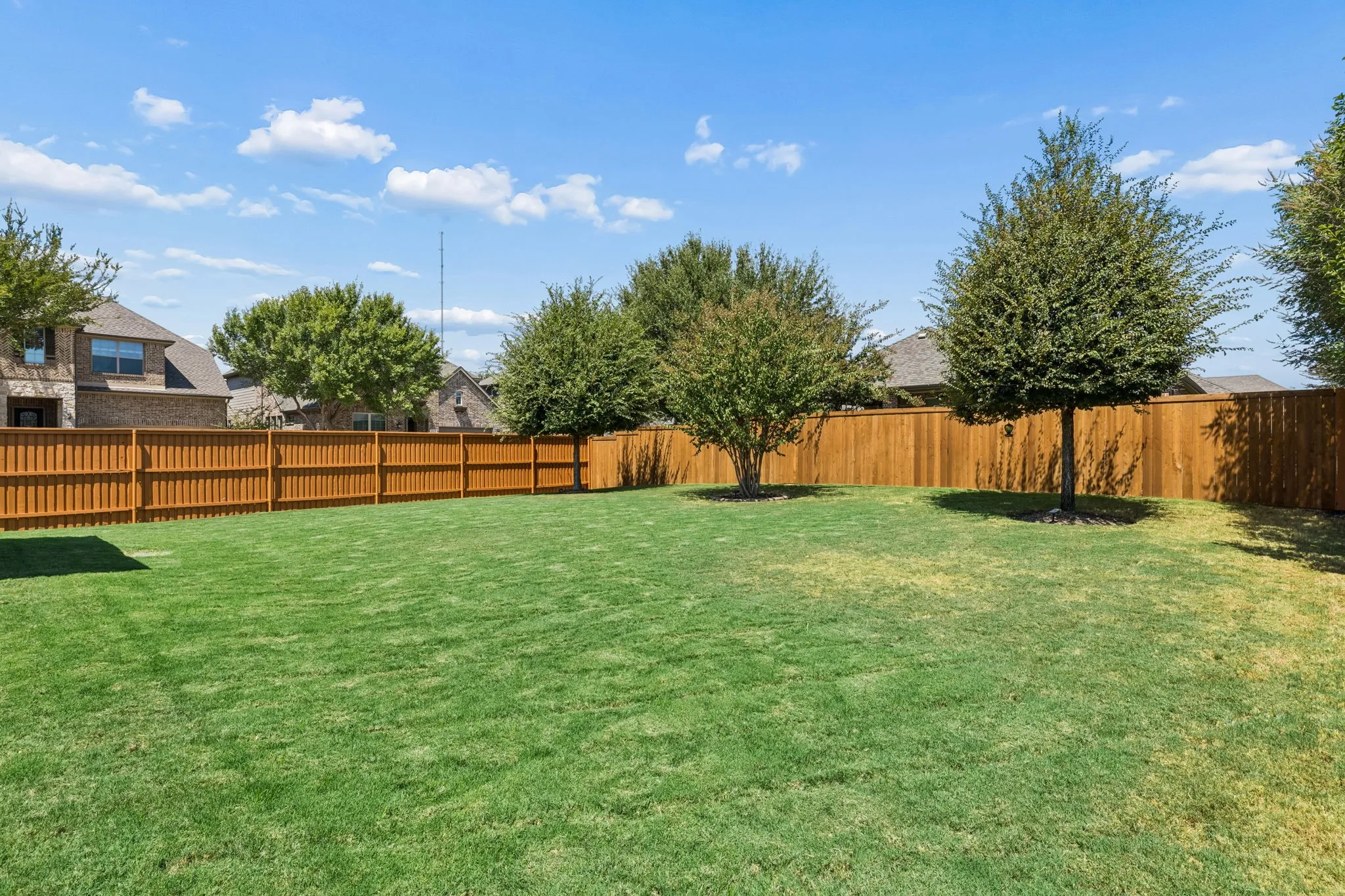 Single Family Residence For Sale in Collin County , 6612 Cristo Lane, Mc Kinney, Texas 75070, 4 Bedroom, 4 Bathroom, 2 Garage spaces, 2,653 Sqft, built in 2018, mls#21372185, Real Estate Agent in Mc Kinney, Homes For Sale in Collin county, Homes For Sale in Mc Kinney, Realtor in Mc Kinney Texas, Real Estate Brokerage Independent Realty Texas, Luminita Cordes Realtor