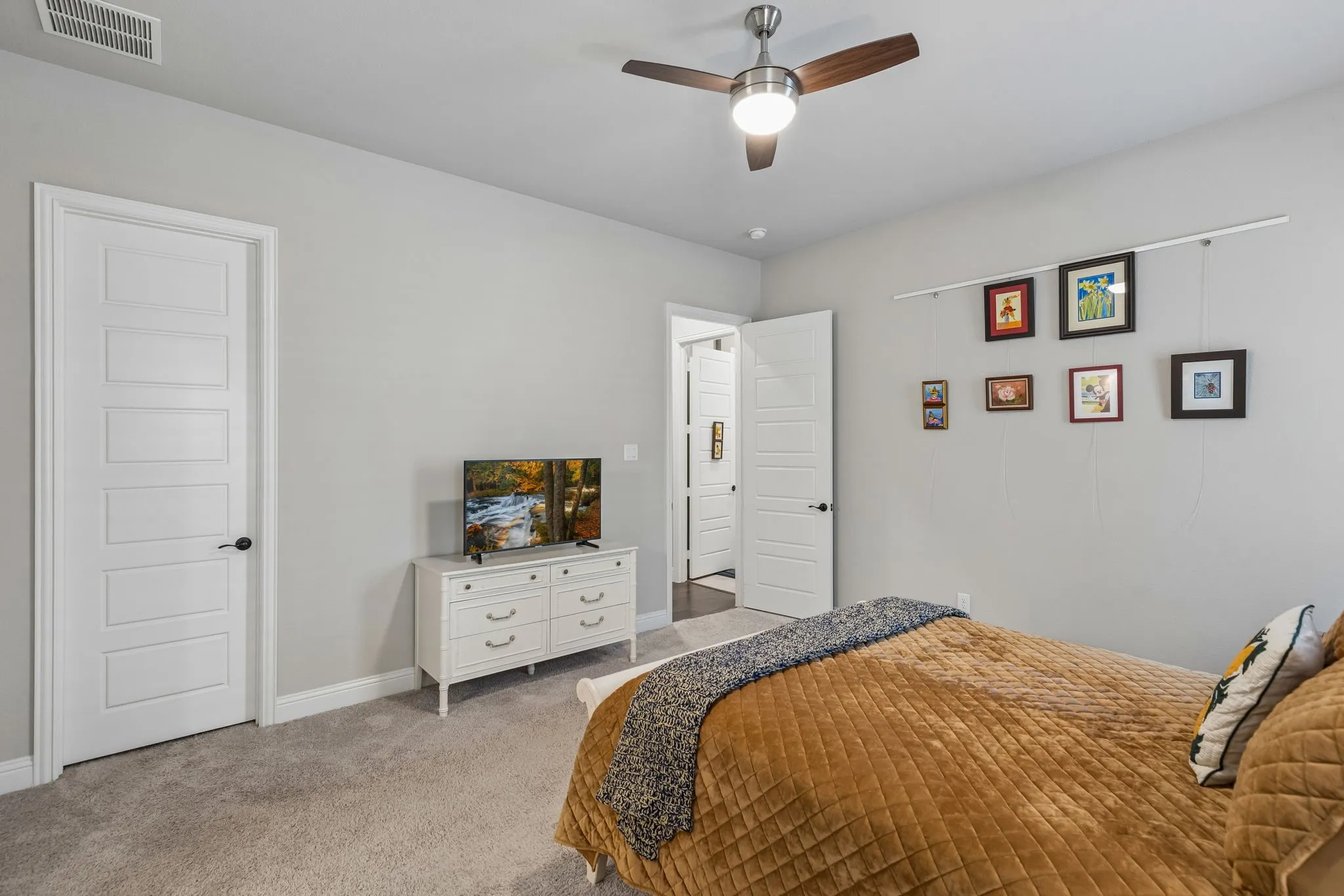2nd Primary Bedroom