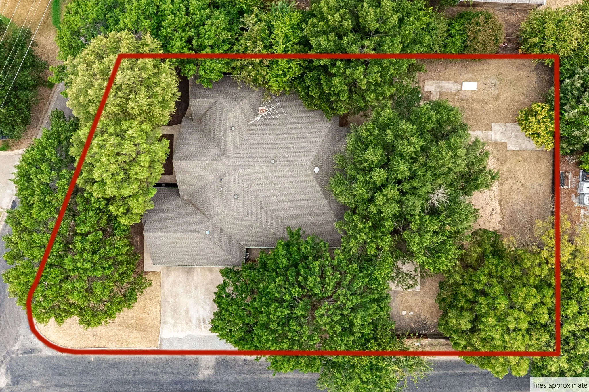 Single Family Residence For Sale in Grayson County , 227 N Hopson Street, Van Alstyne, Texas 75495, 5 Bedroom, 4 Bathroom, 3 Garage spaces, 3,239 Sqft, built in 1993, mls#21370325, Real Estate Agent in Van Alstyne, Homes For Sale in Grayson county, Homes For Sale in Van Alstyne, Realtor in Van Alstyne Texas, Real Estate Brokerage Independent Realty Texas, Luminita Cordes Realtor