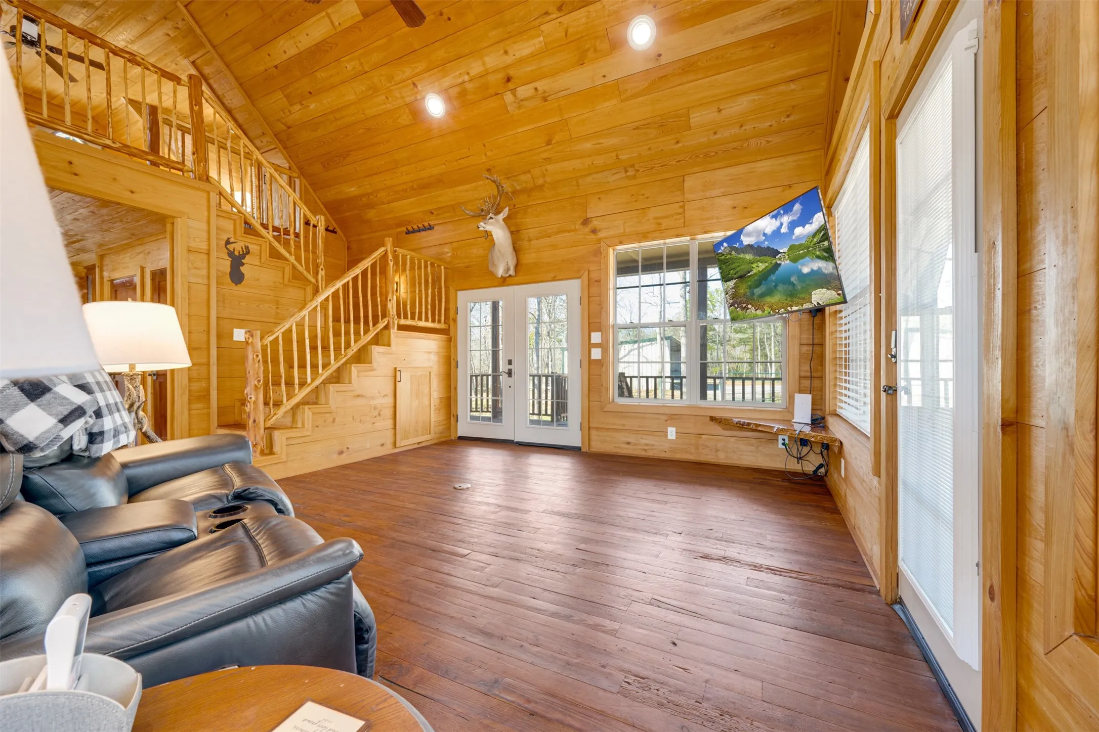 Single Family Residence For Sale in Cherokee County , 8779 FM 768 N, Jacksonville, Texas 75766, 1 Bedroom, 1 Bathroom, Garage spaces, 900 Sqft, built in 2010, mls#21372178, Real Estate Agent in Jacksonville, Homes For Sale in Cherokee county, Homes For Sale in Jacksonville, Realtor in Jacksonville Texas, Real Estate Brokerage Independent Realty Texas, Luminita Cordes Realtor