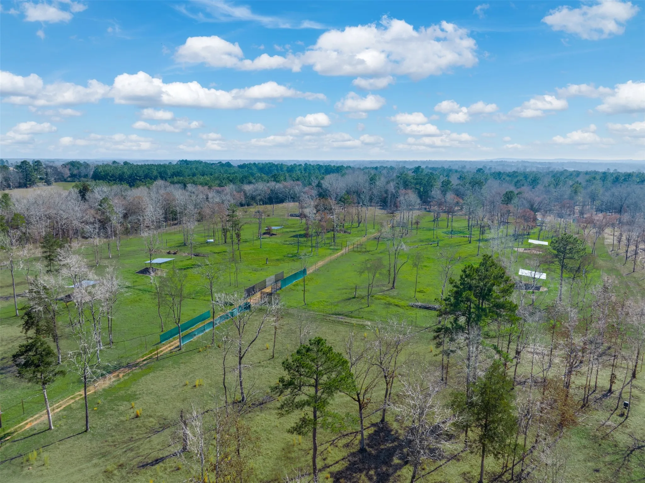 Single Family Residence For Sale in Cherokee County , 8779 FM 768 N, Jacksonville, Texas 75766, 1 Bedroom, 1 Bathroom, Garage spaces, 900 Sqft, built in 2010, mls#21372178, Real Estate Agent in Jacksonville, Homes For Sale in Cherokee county, Homes For Sale in Jacksonville, Realtor in Jacksonville Texas, Real Estate Brokerage Independent Realty Texas, Luminita Cordes Realtor