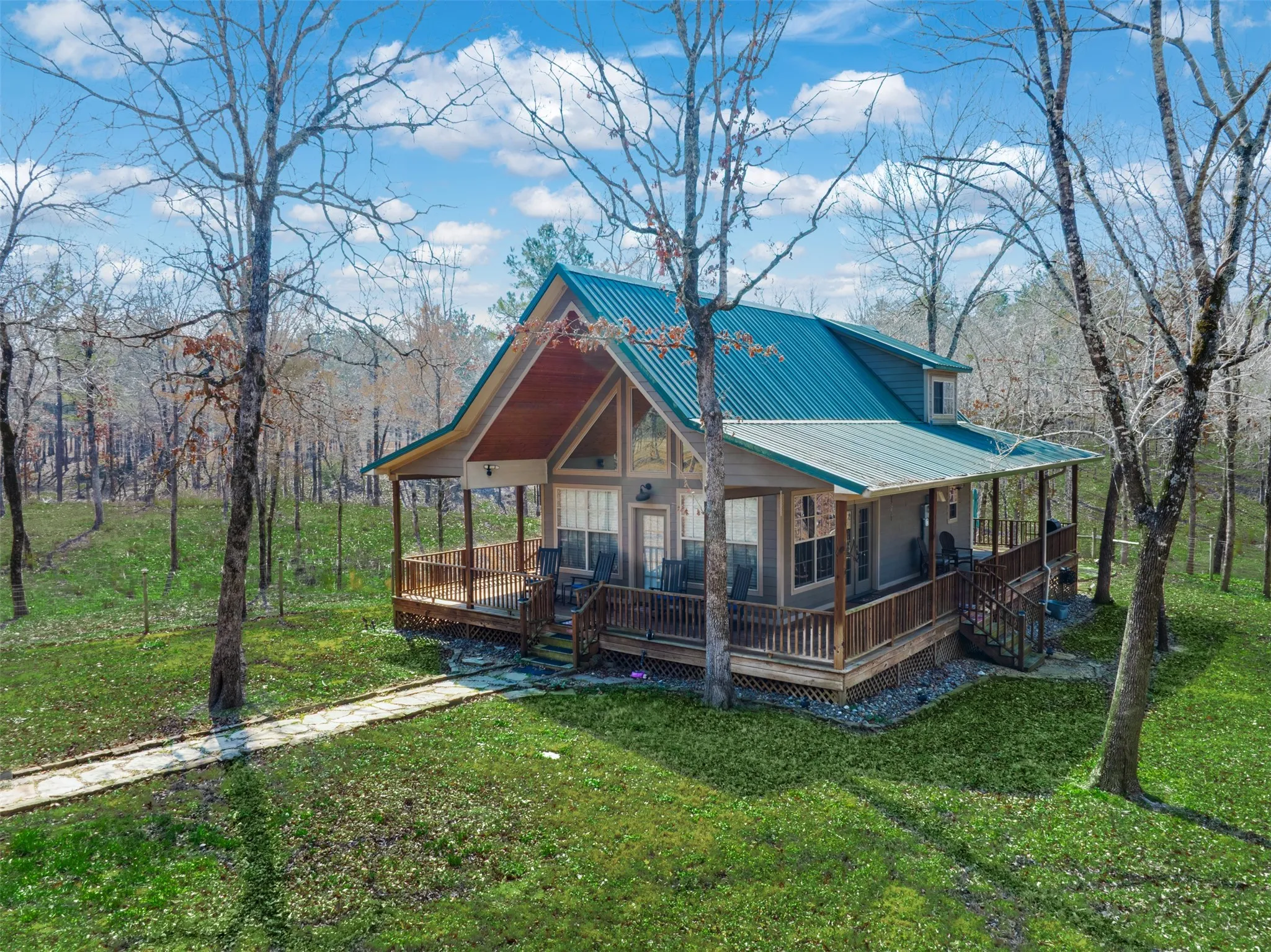 Single Family Residence For Sale in Cherokee County , 8779 FM 768 N, Jacksonville, Texas 75766, 1 Bedroom, 1 Bathroom, Garage spaces, 900 Sqft, built in 2010, mls#21372178, Real Estate Agent in Jacksonville, Homes For Sale in Cherokee county, Homes For Sale in Jacksonville, Realtor in Jacksonville Texas, Real Estate Brokerage Independent Realty Texas, Luminita Cordes Realtor