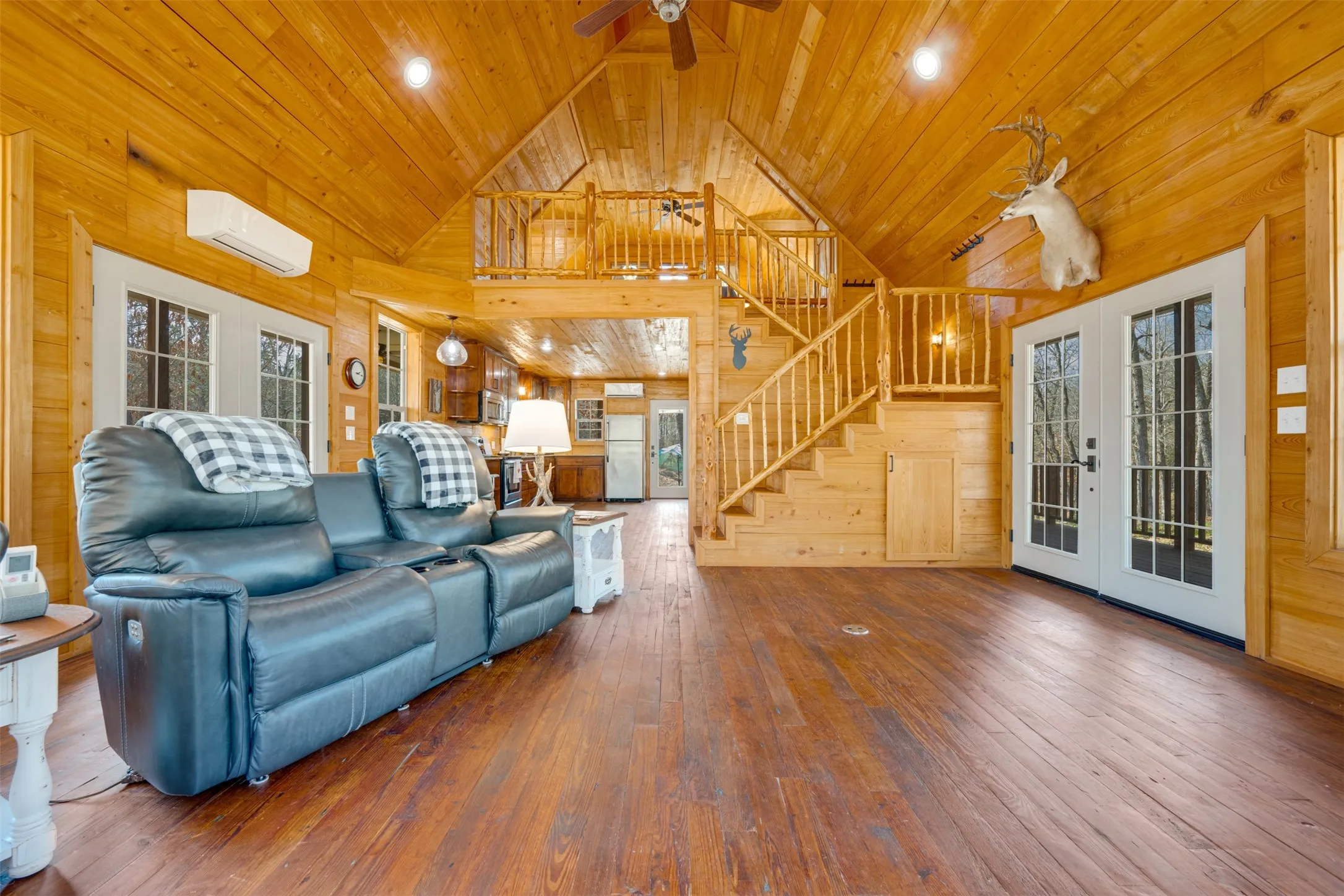 Single Family Residence For Sale in Cherokee County , 8779 FM 768 N, Jacksonville, Texas 75766, 1 Bedroom, 1 Bathroom, Garage spaces, 900 Sqft, built in 2010, mls#21372178, Real Estate Agent in Jacksonville, Homes For Sale in Cherokee county, Homes For Sale in Jacksonville, Realtor in Jacksonville Texas, Real Estate Brokerage Independent Realty Texas, Luminita Cordes Realtor