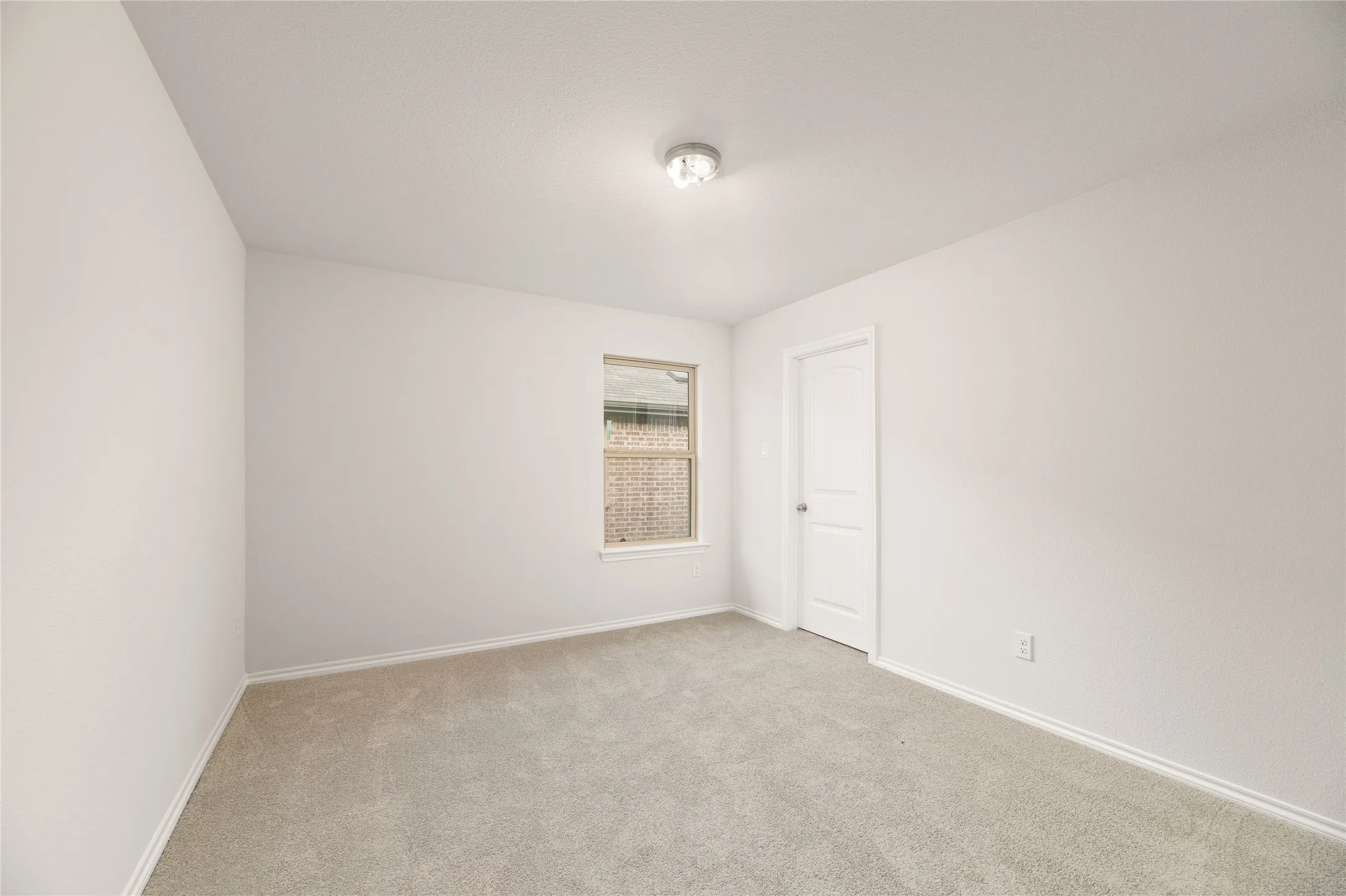 Single Family Residence For Rent in Denton County , 635 Frio Lane, Aubrey, Texas 76227, 4 Bedroom, 2 Bathroom, 2 Garage spaces, 2,022 Sqft, built in 2022, mls#21370256, Real Estate Agent in Aubrey, Homes For Rent in Denton county, Homes For Rent in Aubrey, Realtor in Aubrey Texas, Real Estate Brokerage Independent Realty Texas, Luminita Cordes Realtor